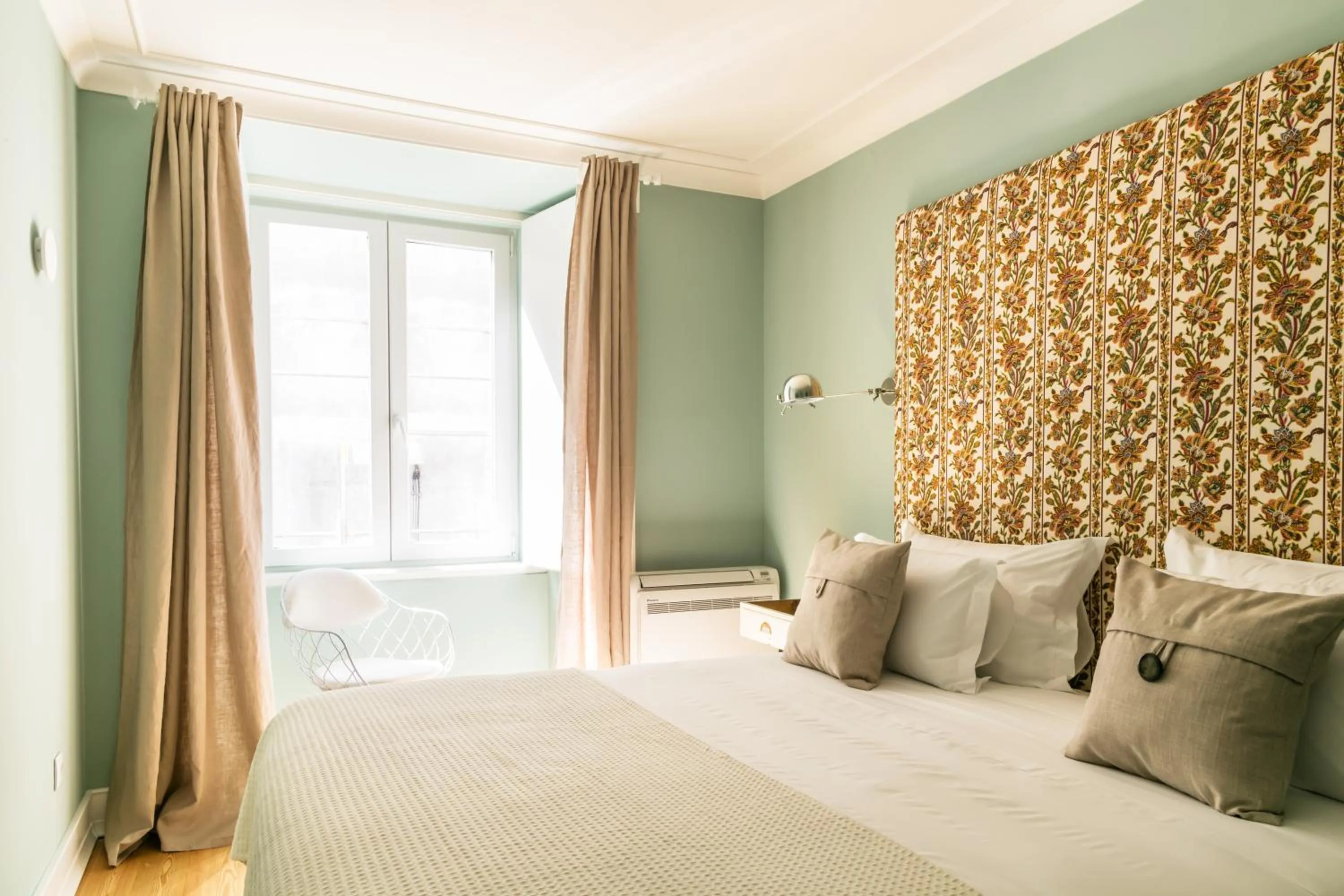 Day, Bed in Almaria - Ex Libris Apartments | Chiado