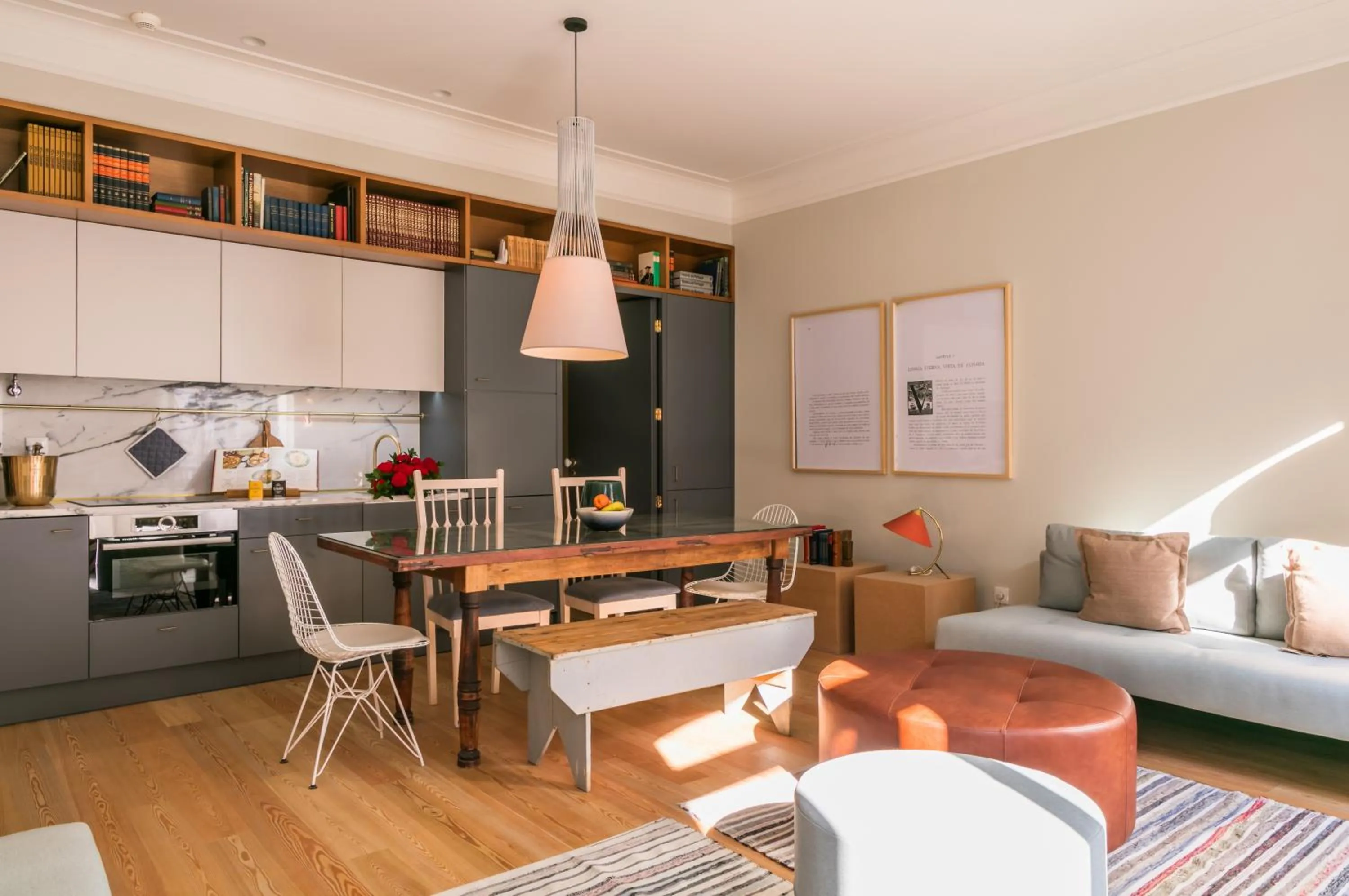 Dining area in Almaria - Ex Libris Apartments | Chiado