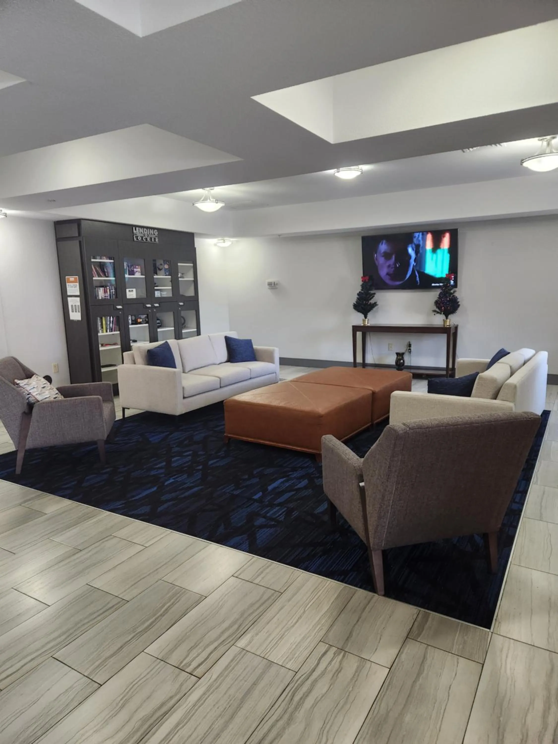 Lobby or reception in Candlewood Suites Knoxville Airport-Alcoa by IHG
