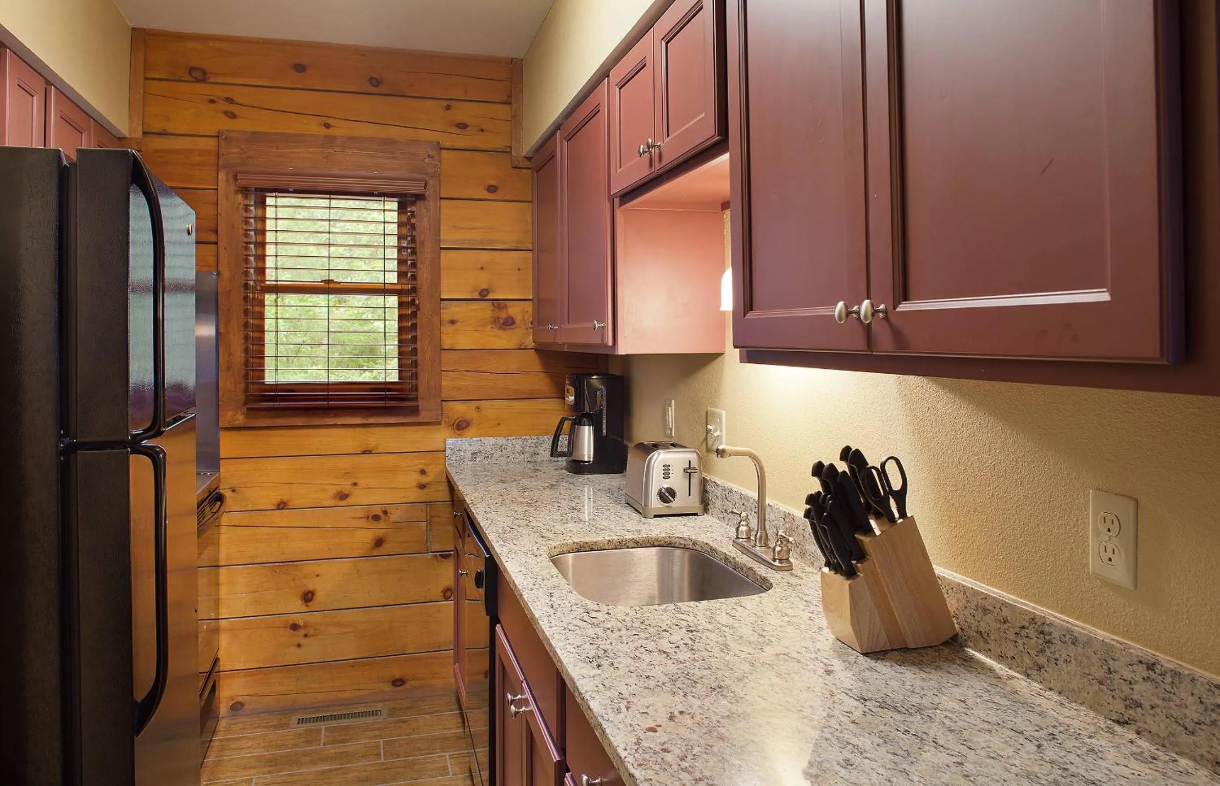 Kitchen or kitchenette in Bluegreen Vacations Christmas Mountain Village, an Ascend Collection Resort