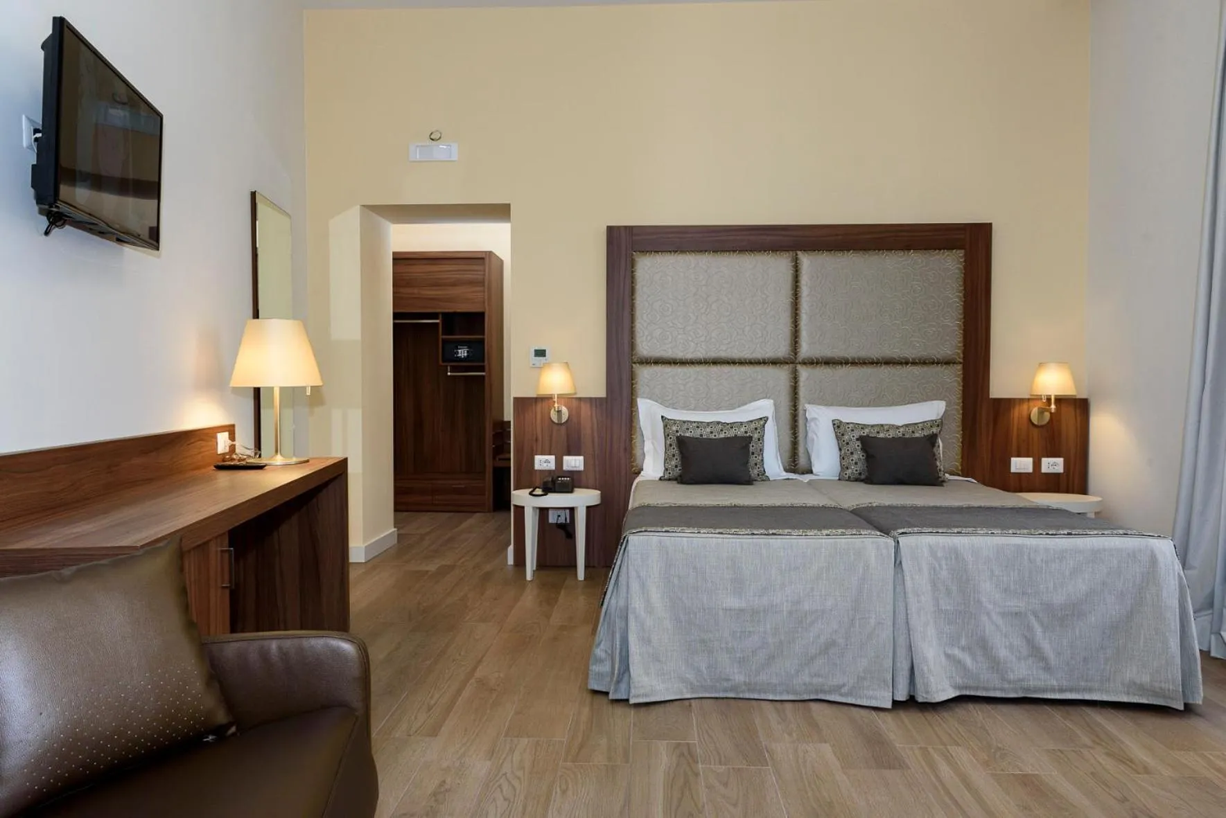 Photo of the whole room, Bed in Navona Luxury Guesthouse