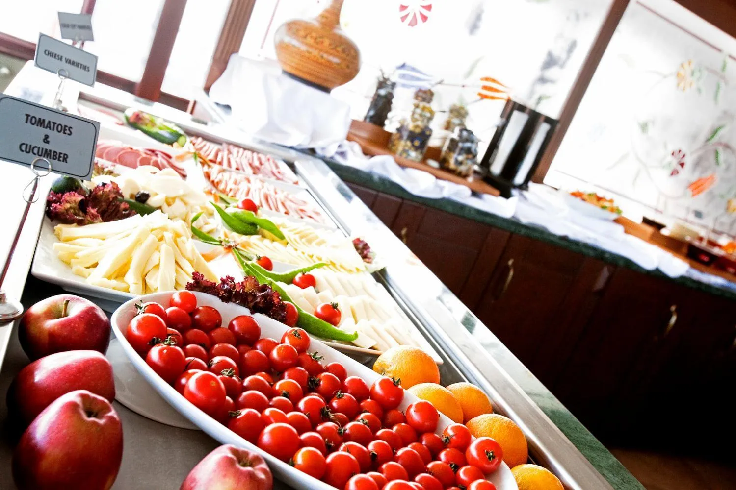 Restaurant/places to eat in Apart Hotel Hippodrome