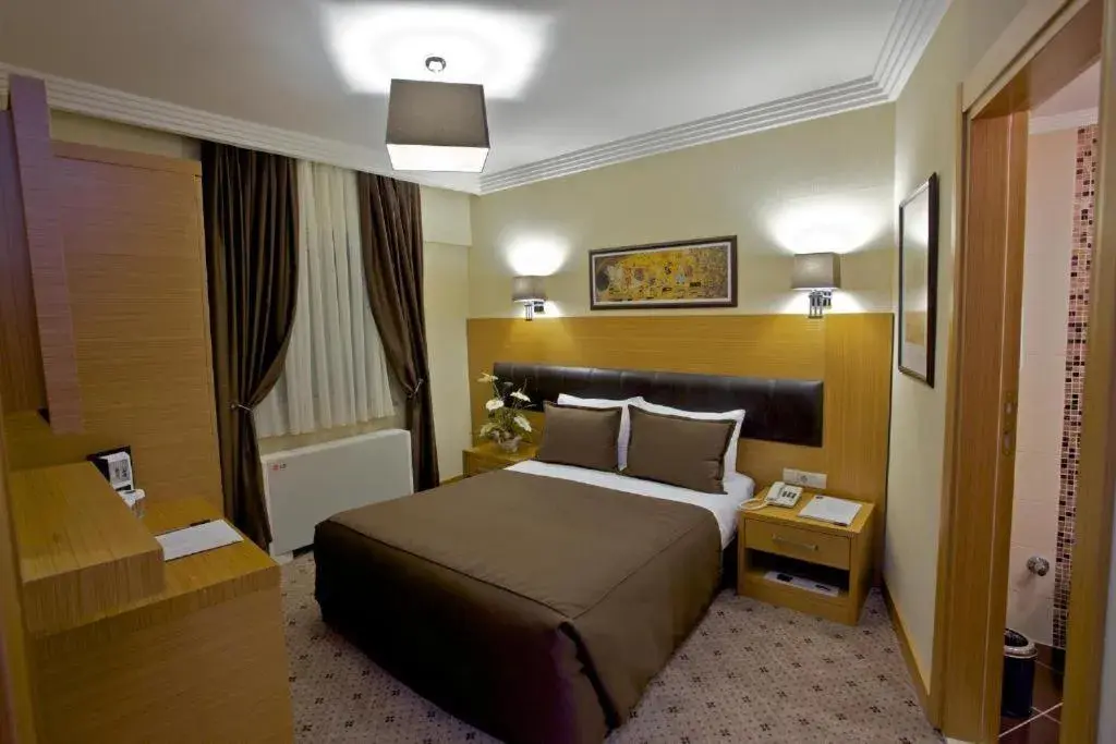 Standard Double Room in Mirilayon Hotel - Old Town Standard Double Room in Mirilayon Hotel - Old Town