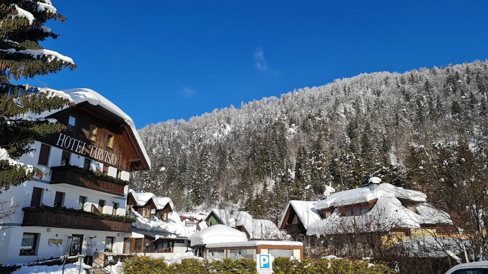 Property building in Hotel Tarvisio Four Seasons