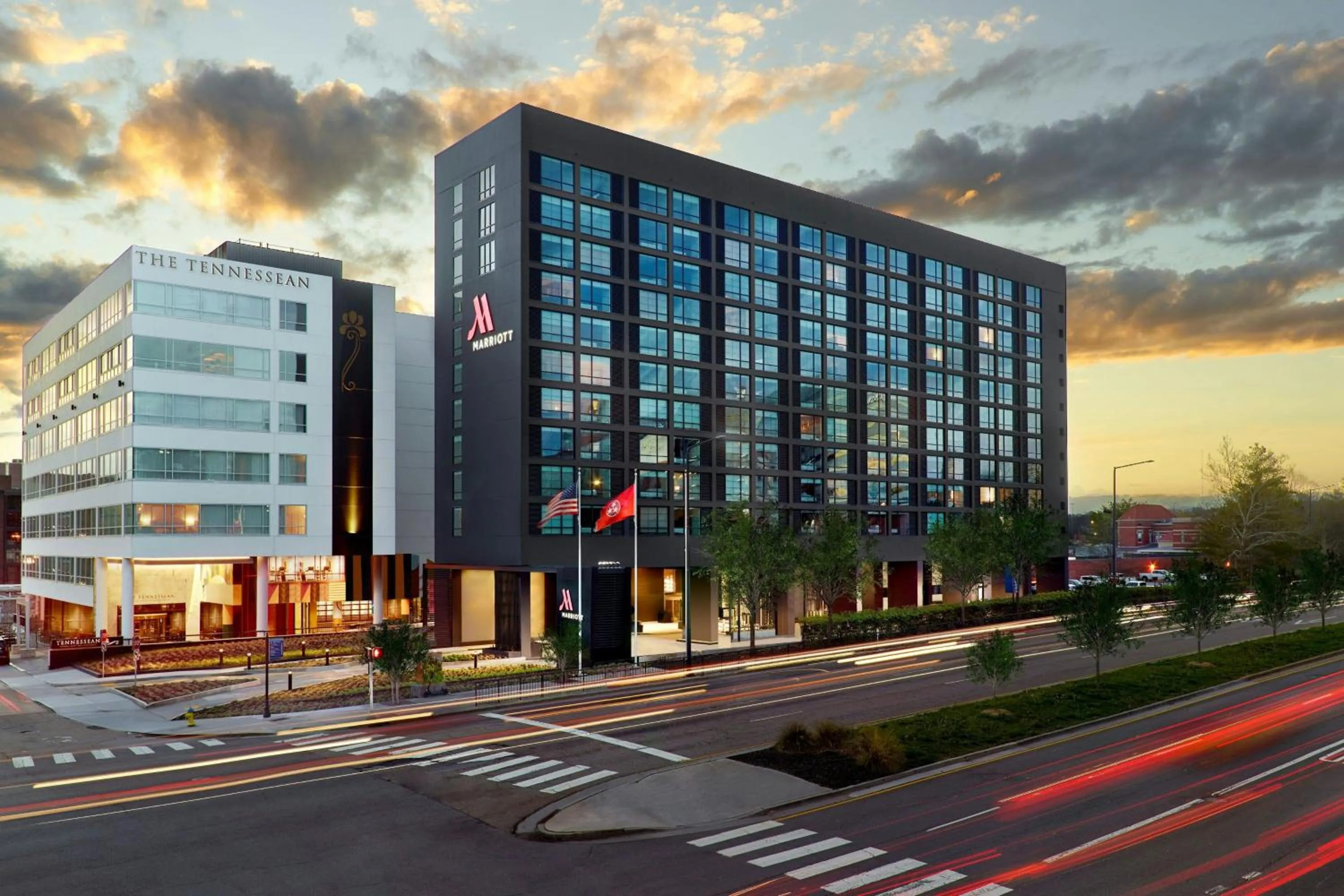 Property building in Marriott Knoxville Downtown