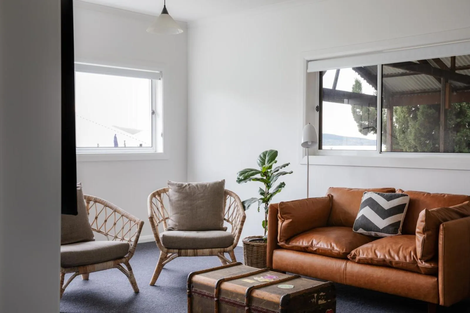 Living room in Battery Point Manor