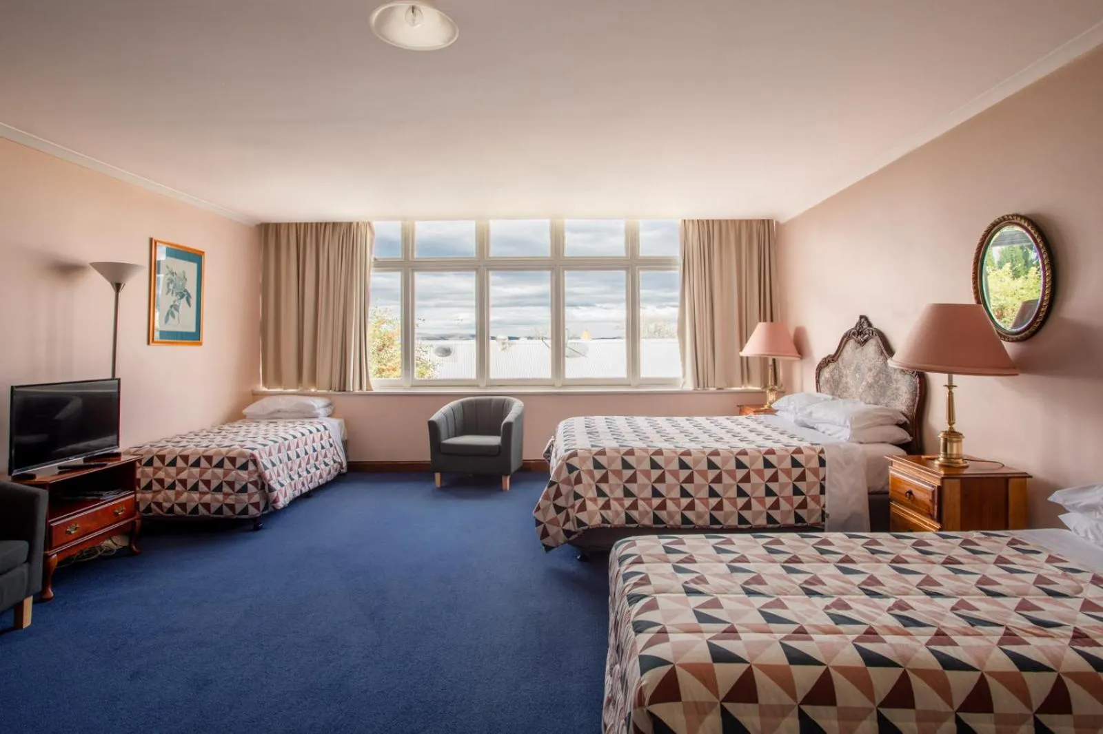 Bed in Battery Point Manor