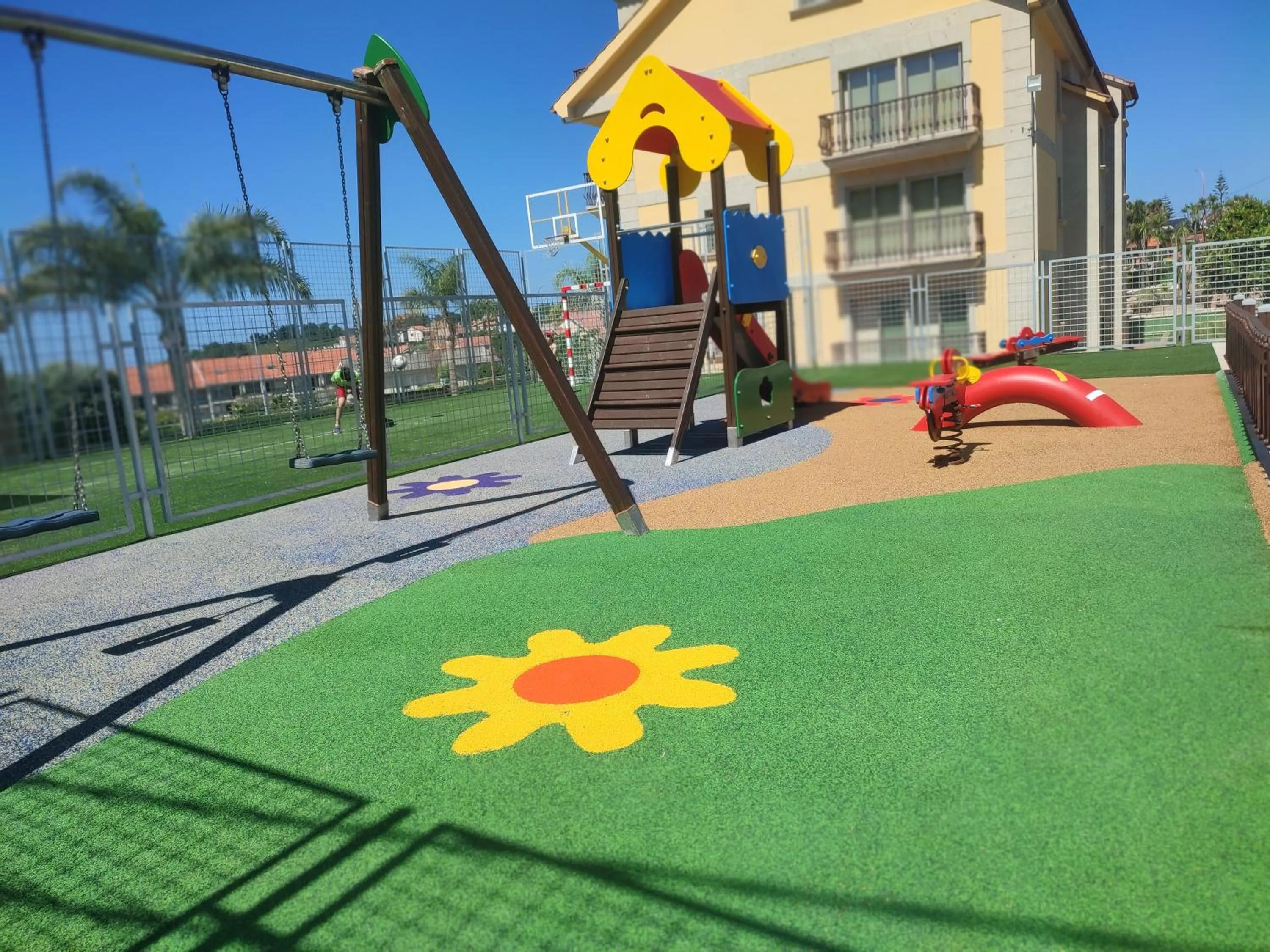 Children play ground in Apartamentos Marsil