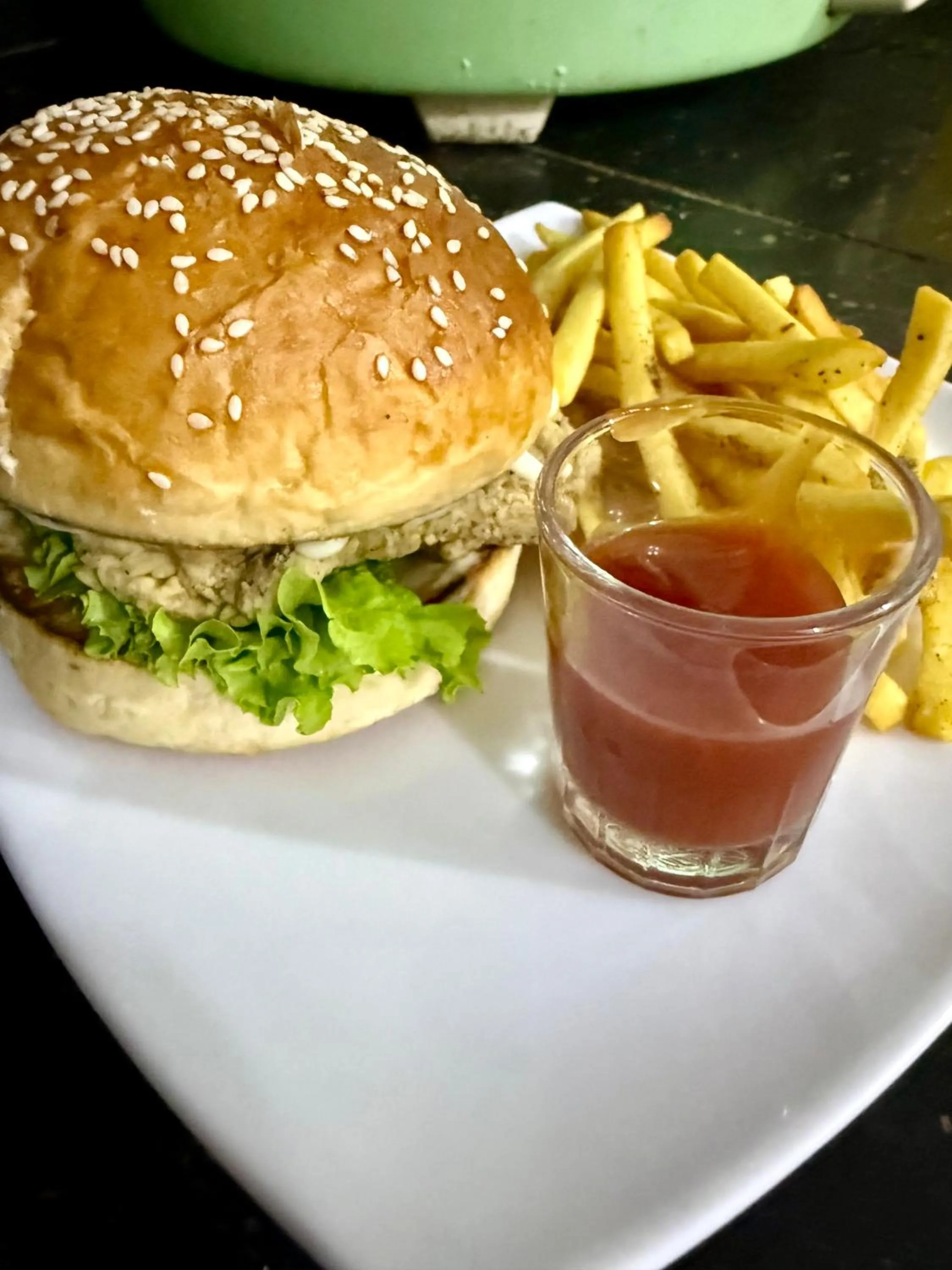 Food in Valampuri Kite Resort