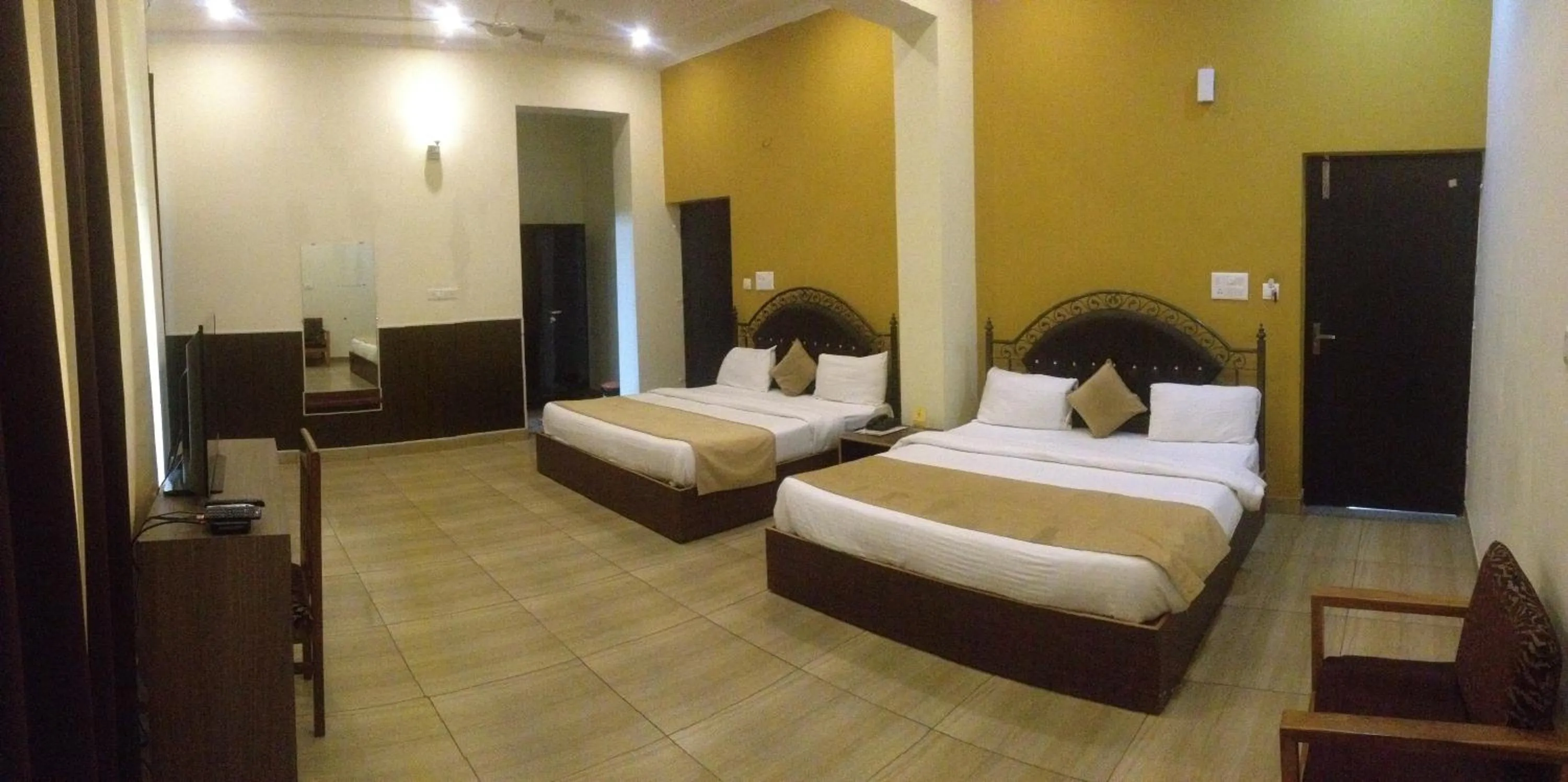Bed in Hotel Trihari