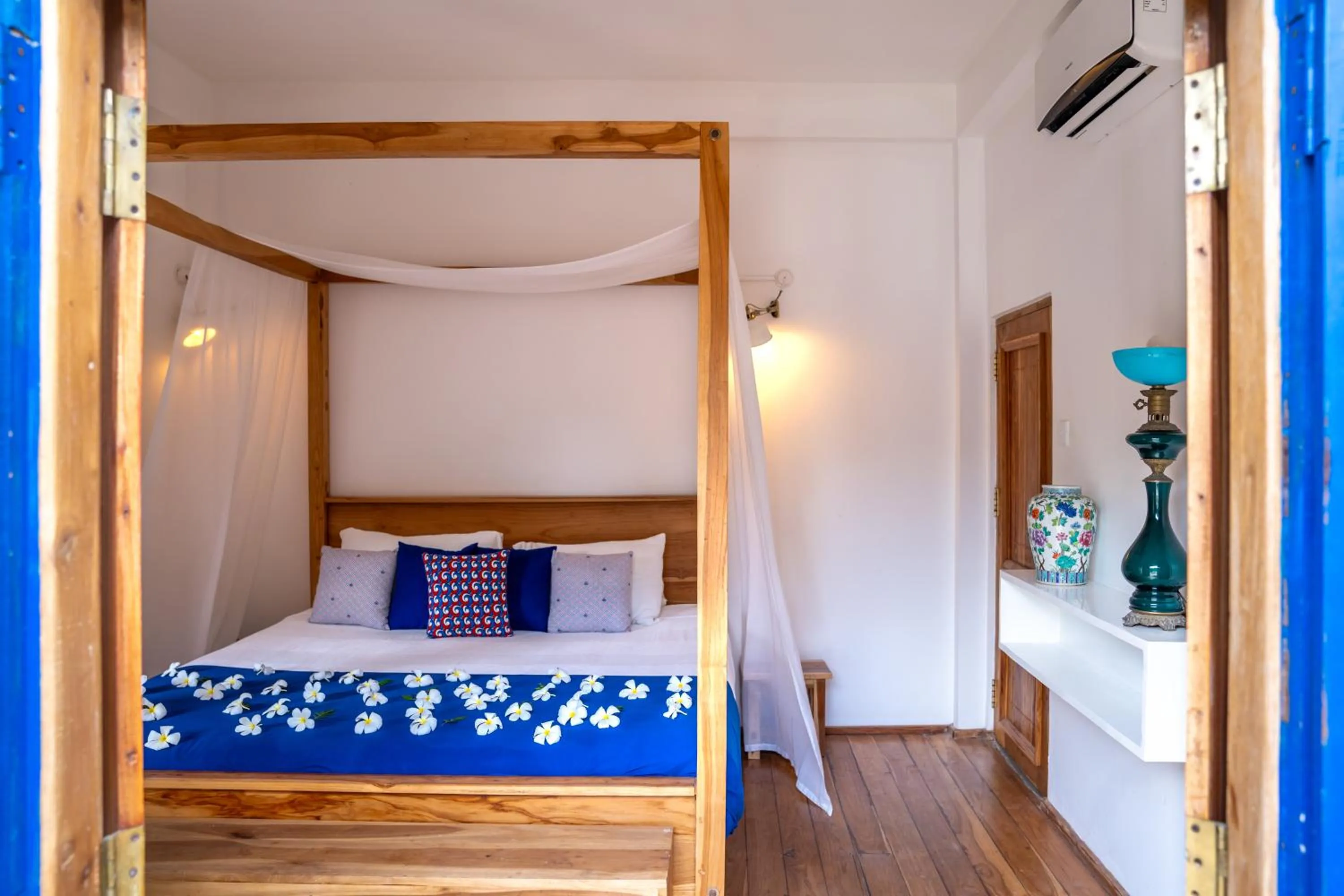 Bed in Amanta Beach