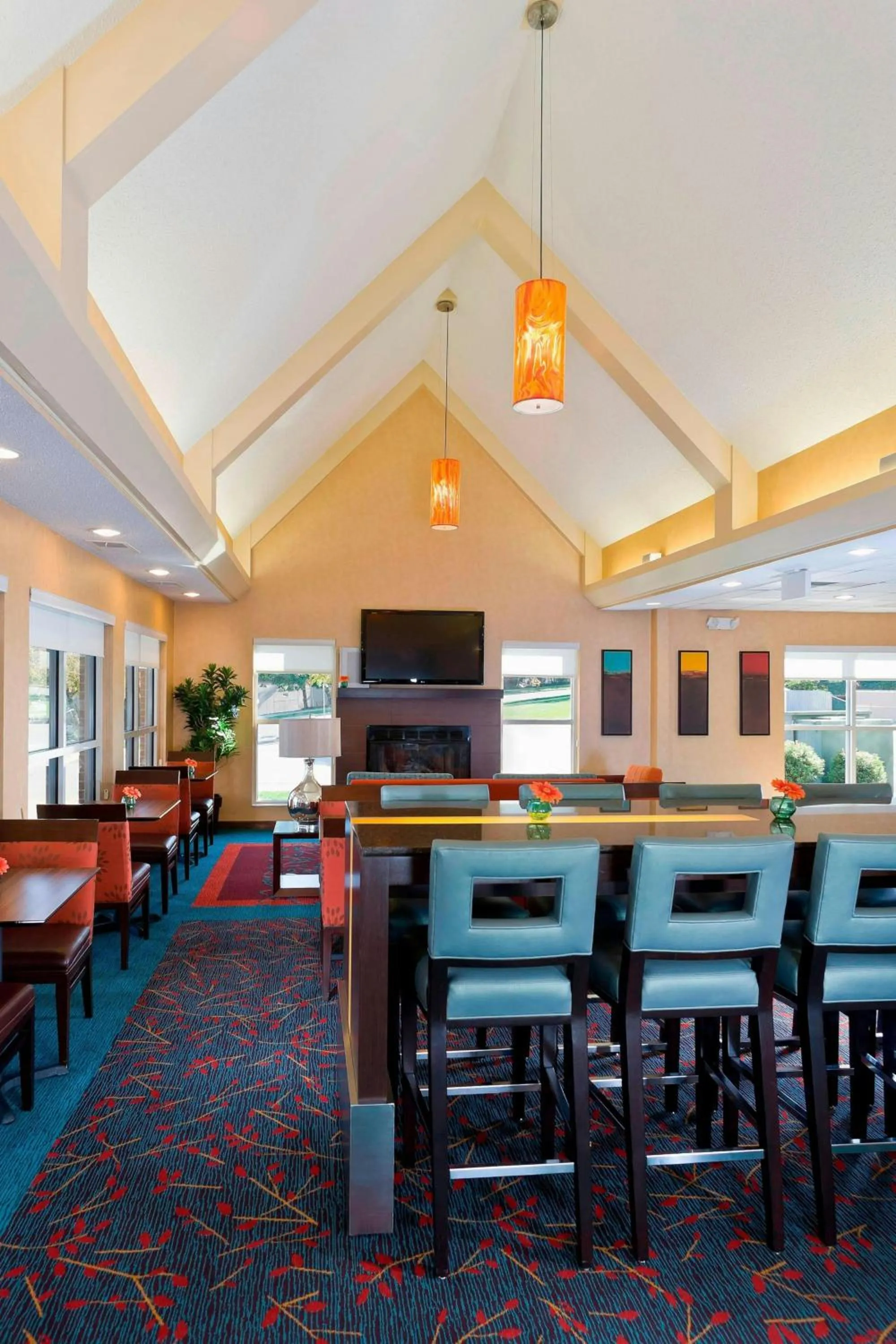 Restaurant/places to eat in Residence Inn Madison East