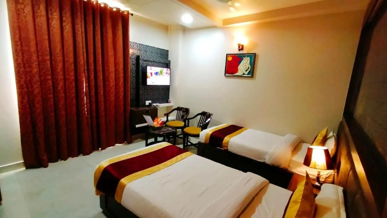 Bed in Hotel Ozas Grand