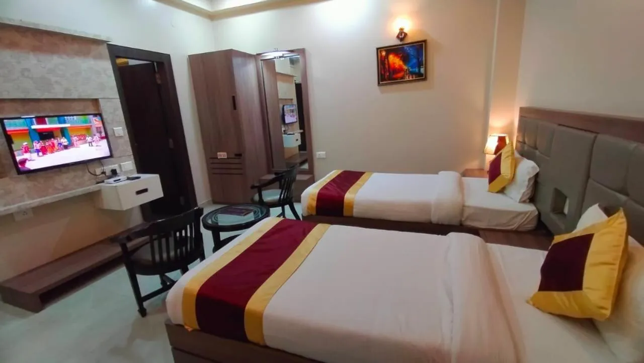 Bedroom, Bed in Hotel Ozas Grand