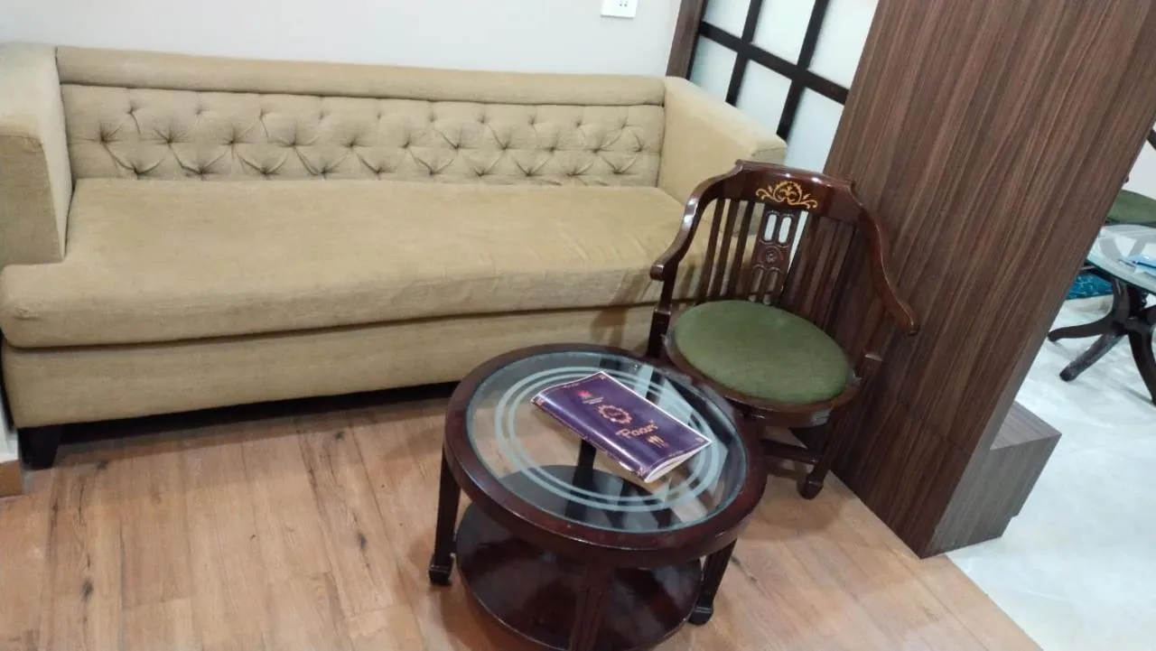 Seating area in Hotel Ozas Grand