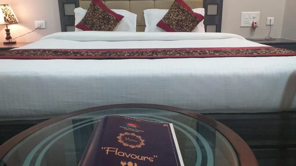 Bed in Hotel Ozas Grand