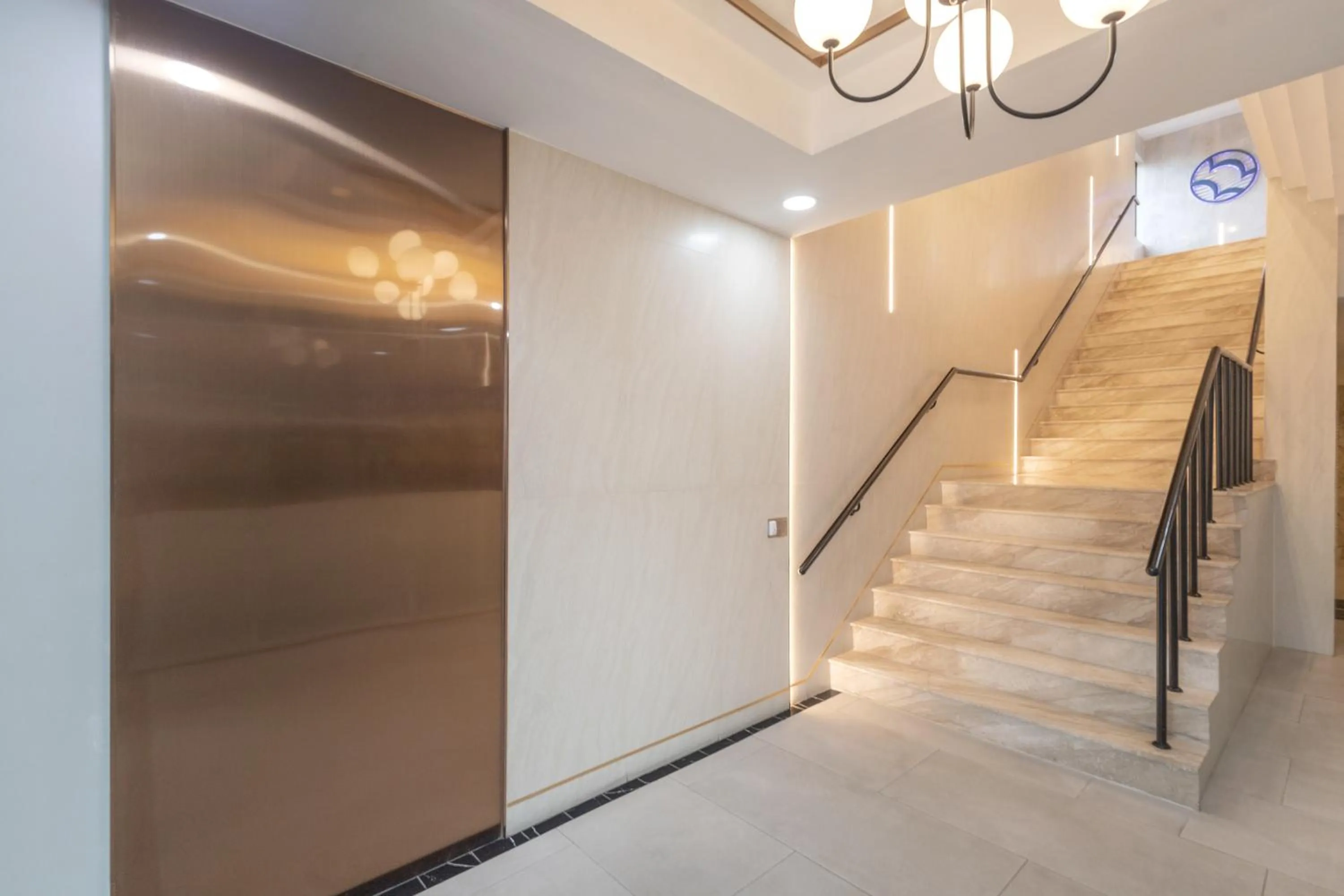 Lobby or reception in Cloudotel Walking Street Pattaya