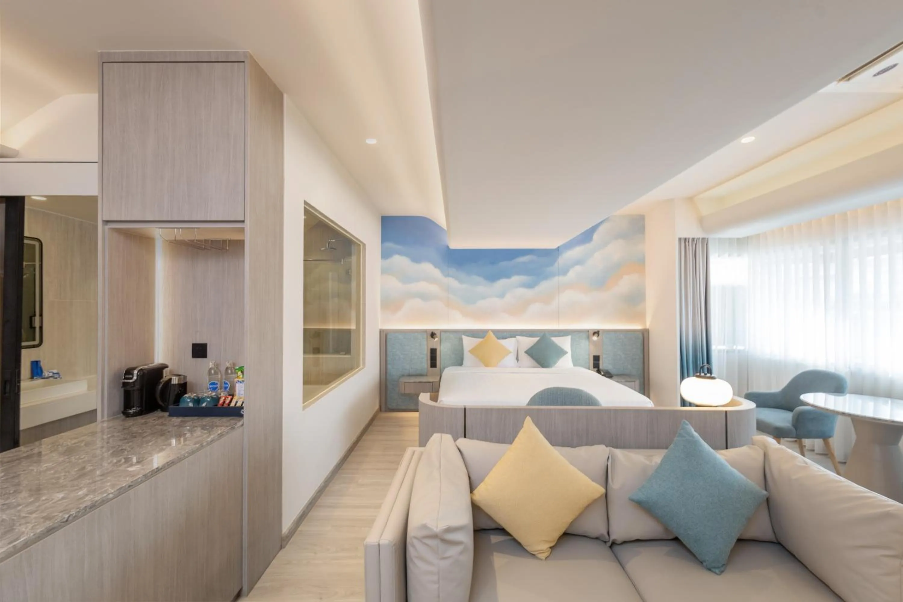 Bedroom, Bed in Cloudotel Walking Street Pattaya