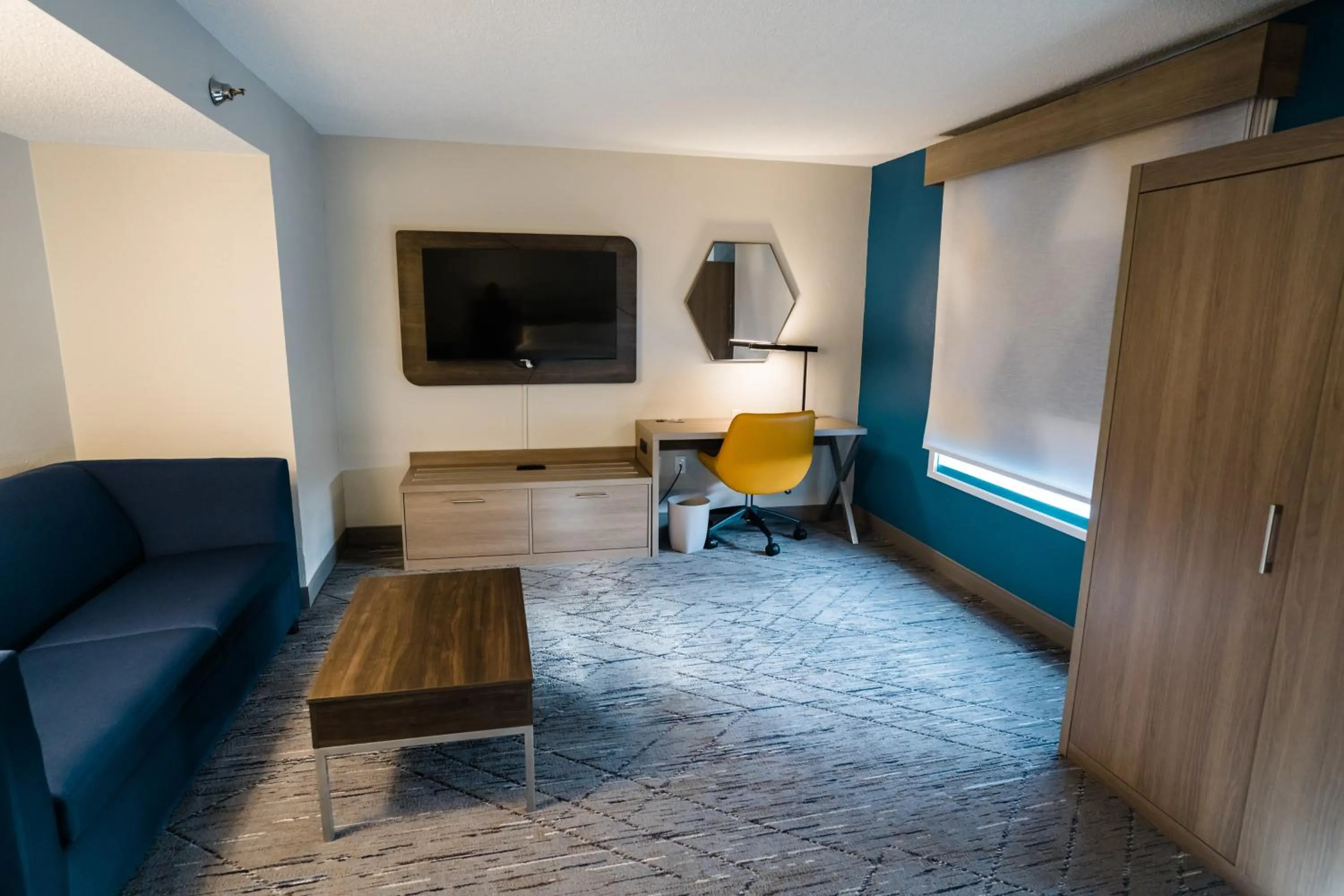 Holiday Inn Express Hotel & Suites Knoxville-North-I-75 Exit 112 by IHG