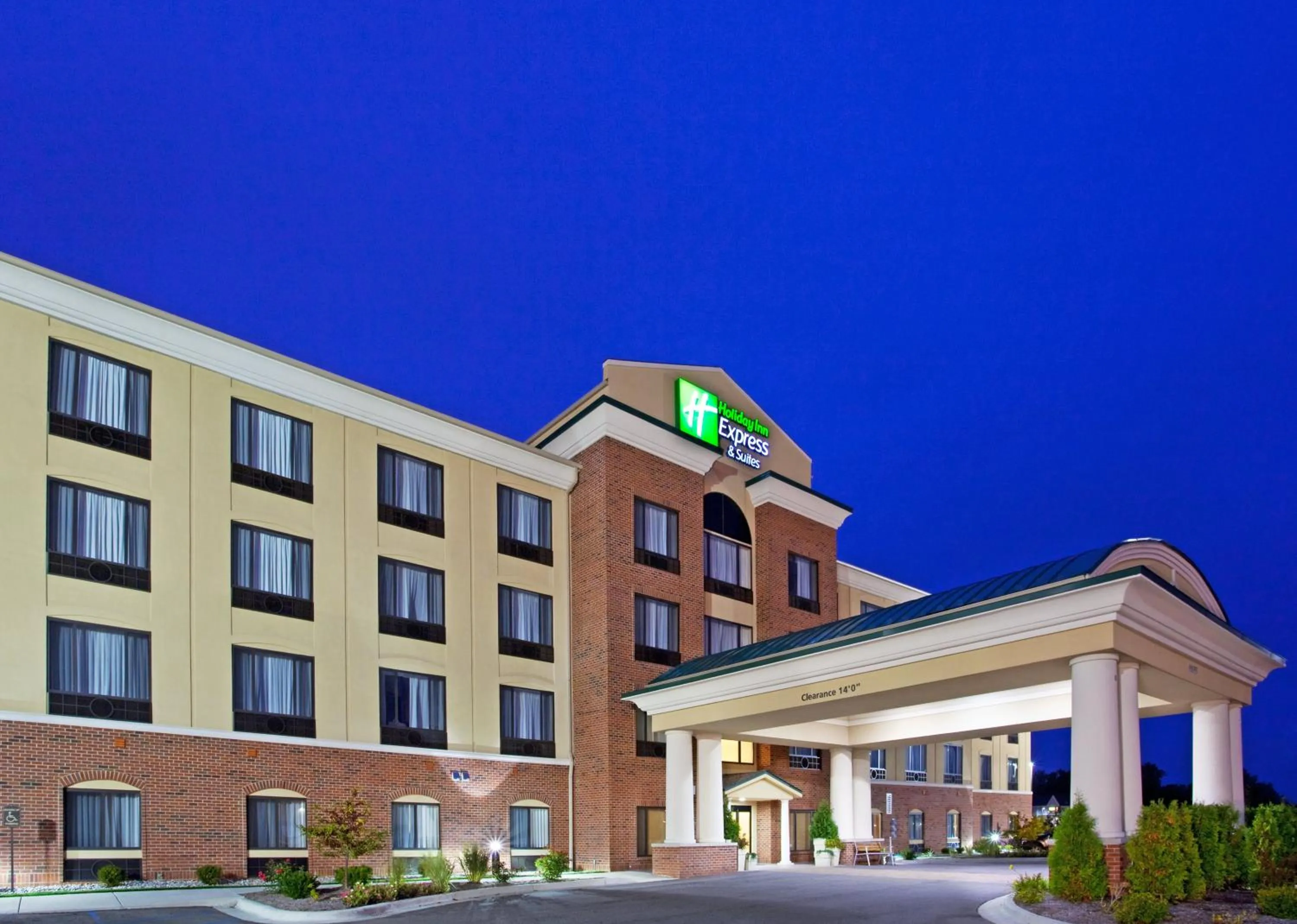 Property building in Holiday Inn Express Hotel & Suites Detroit-Utica by IHG