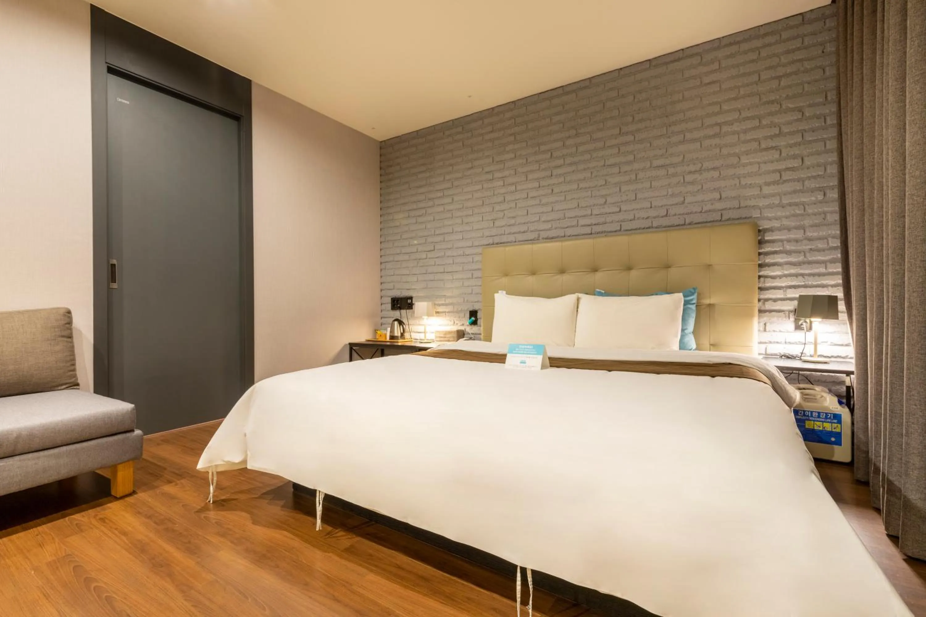 Bed in Sorgente Business Hotel