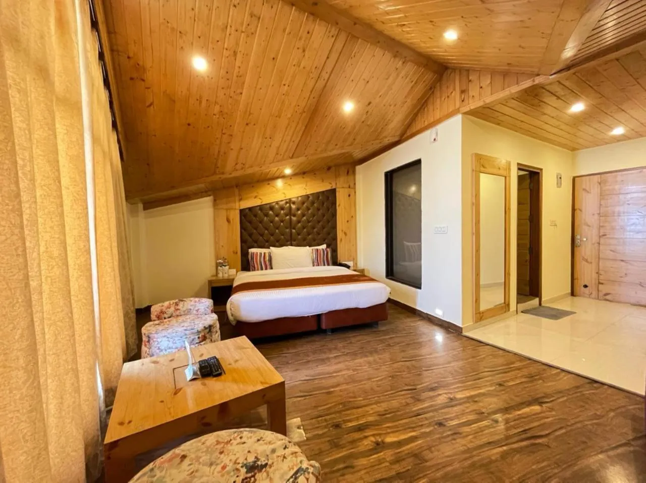 Bedroom in Kufri Pacific Resort