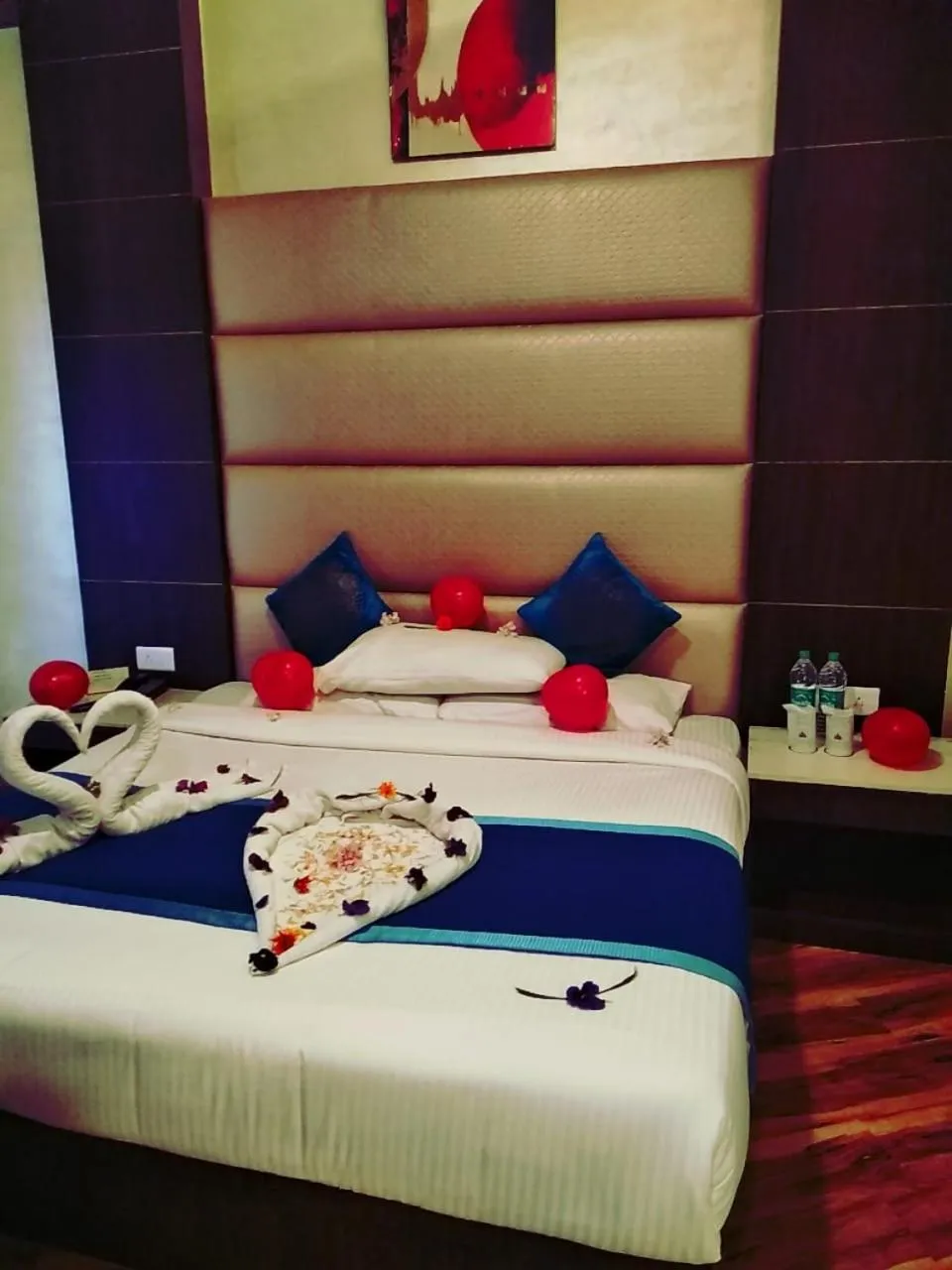 Bed in Kufri Pacific Resort