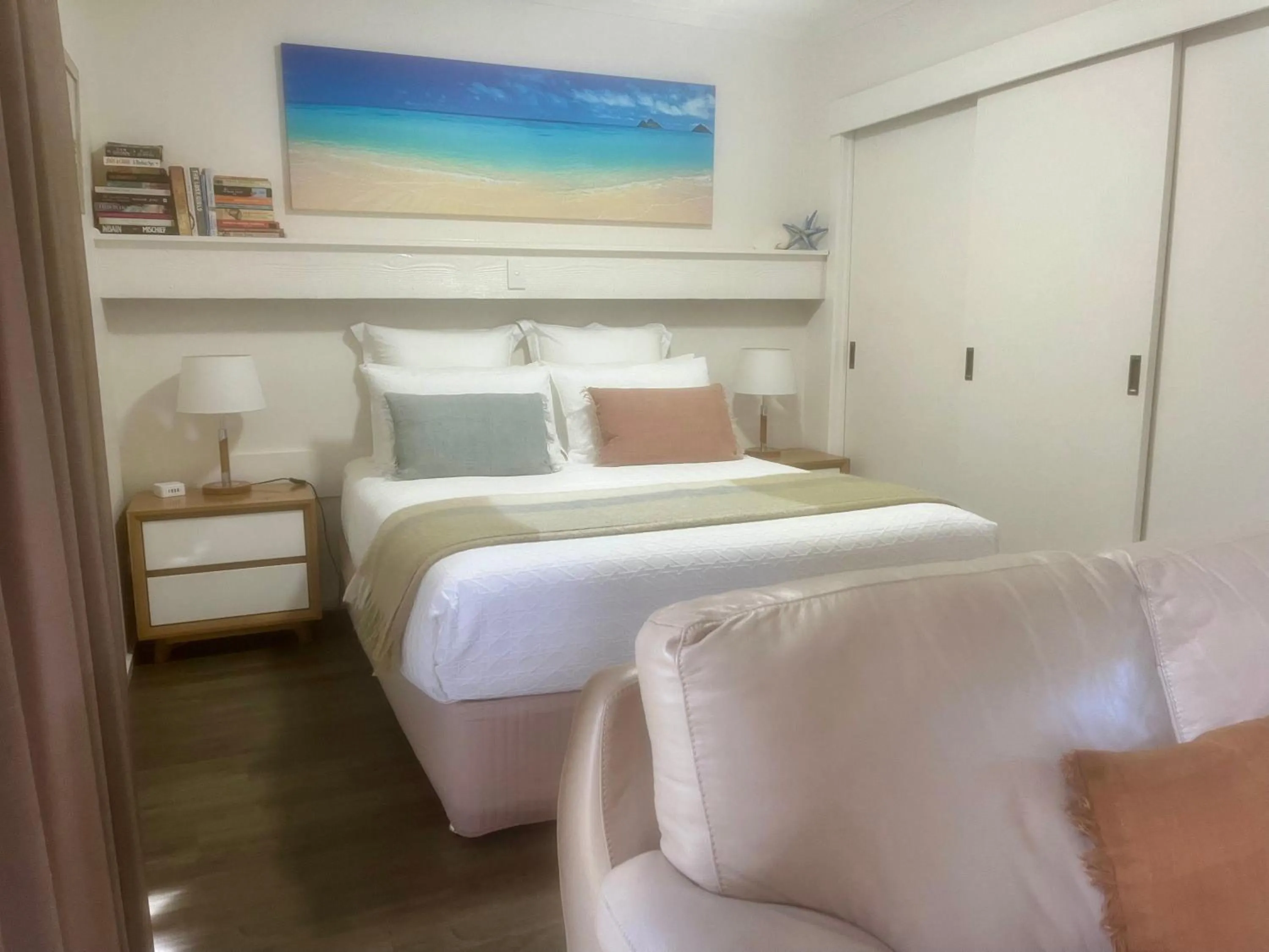 Bedroom, Bed in Gowings of Mallacoota