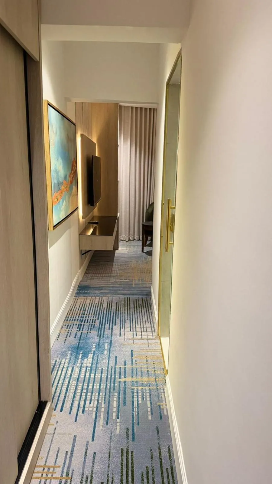 Bed in Rose Garden Hotel فندق روز جاردن