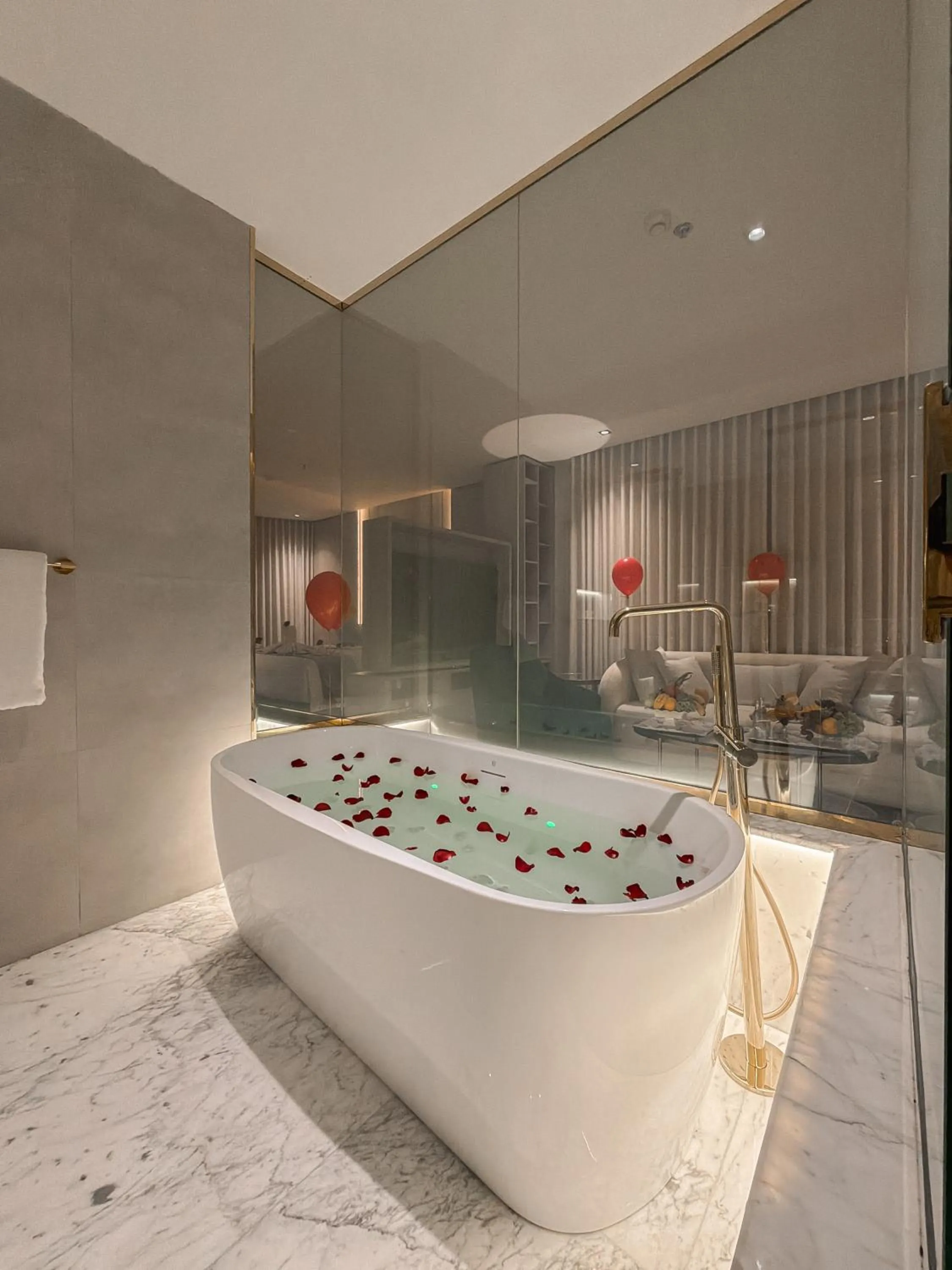 Rose Garden Hotel فندق روز جاردن