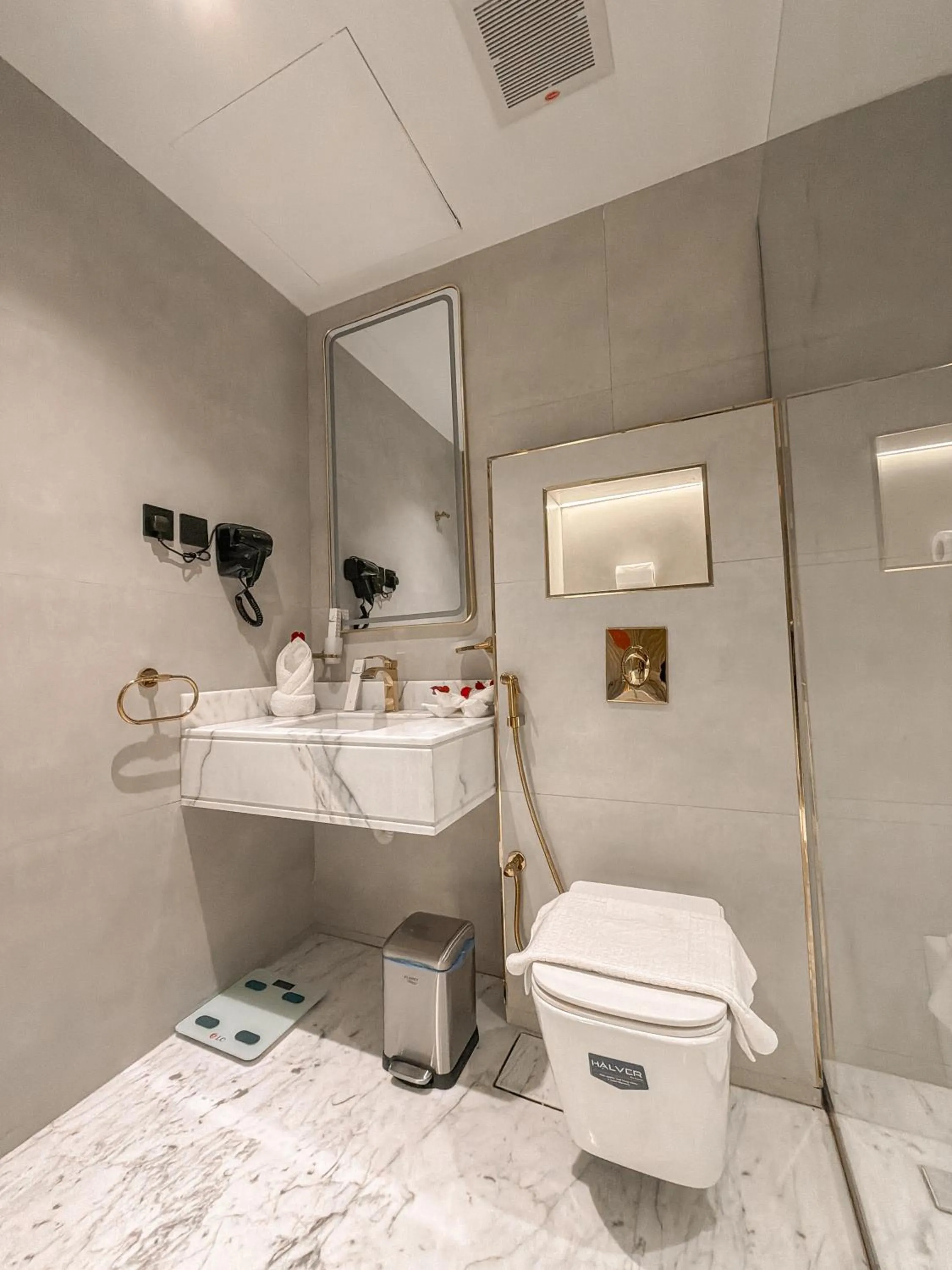 Rose Garden Hotel فندق روز جاردن