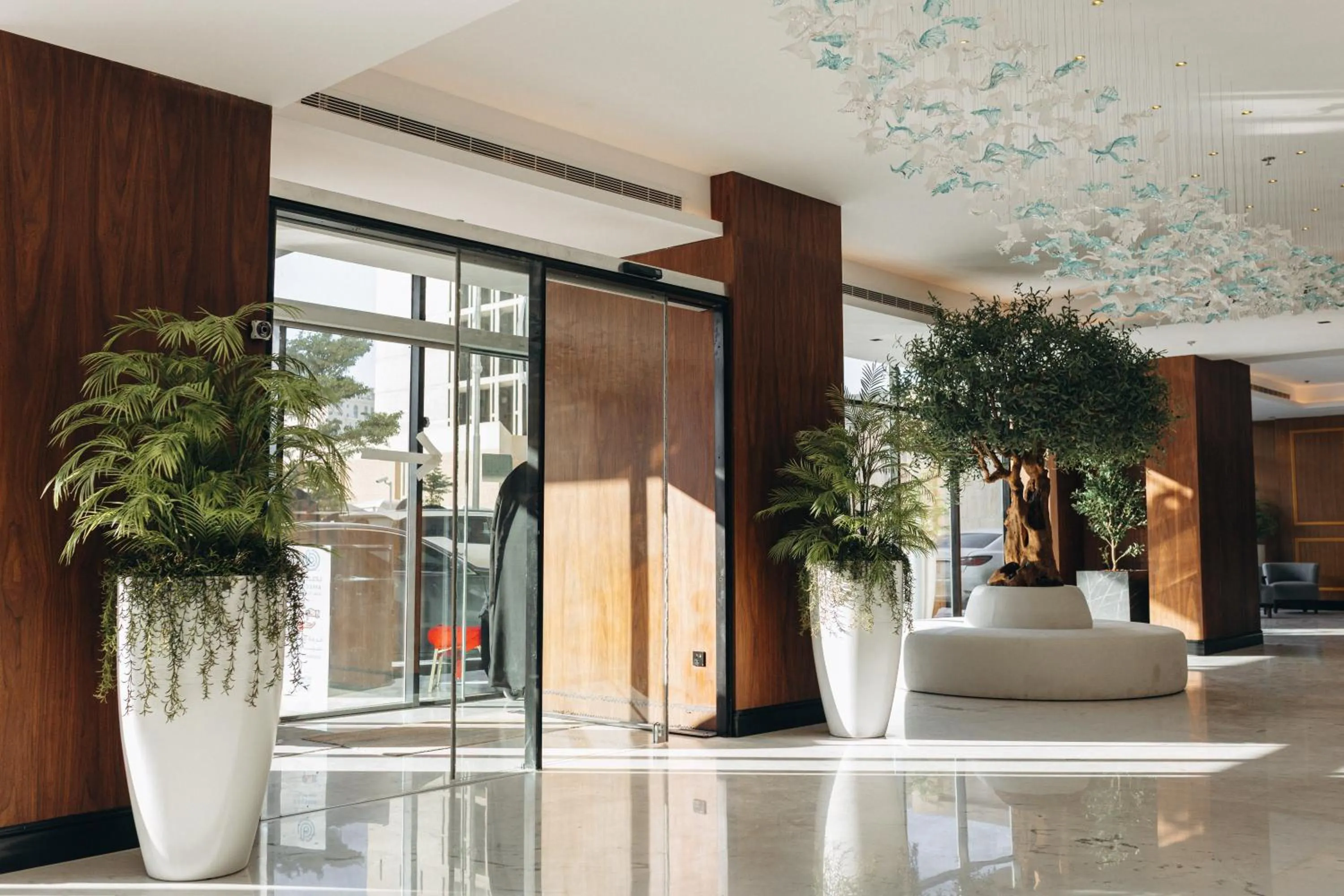 Rose Garden Hotel فندق روز جاردن