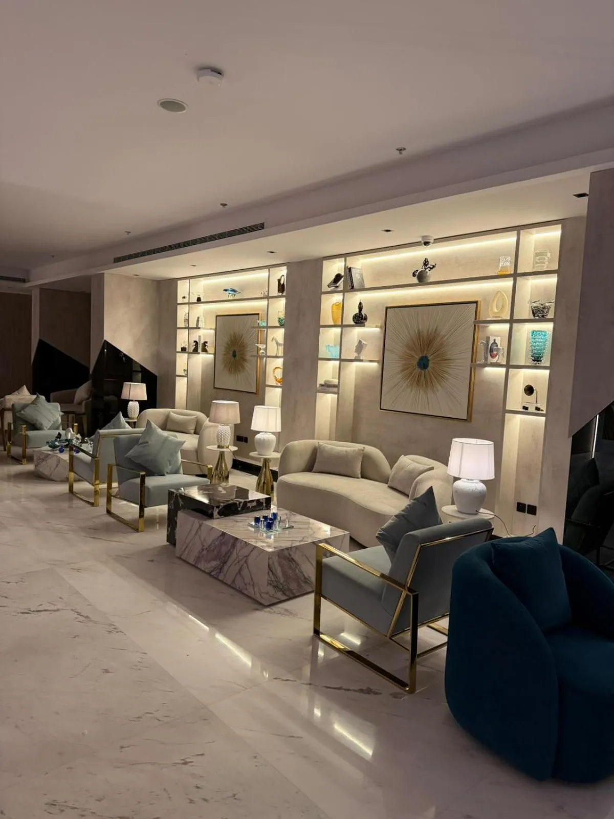 Lobby or reception in Rose Garden Hotel فندق روز جاردن