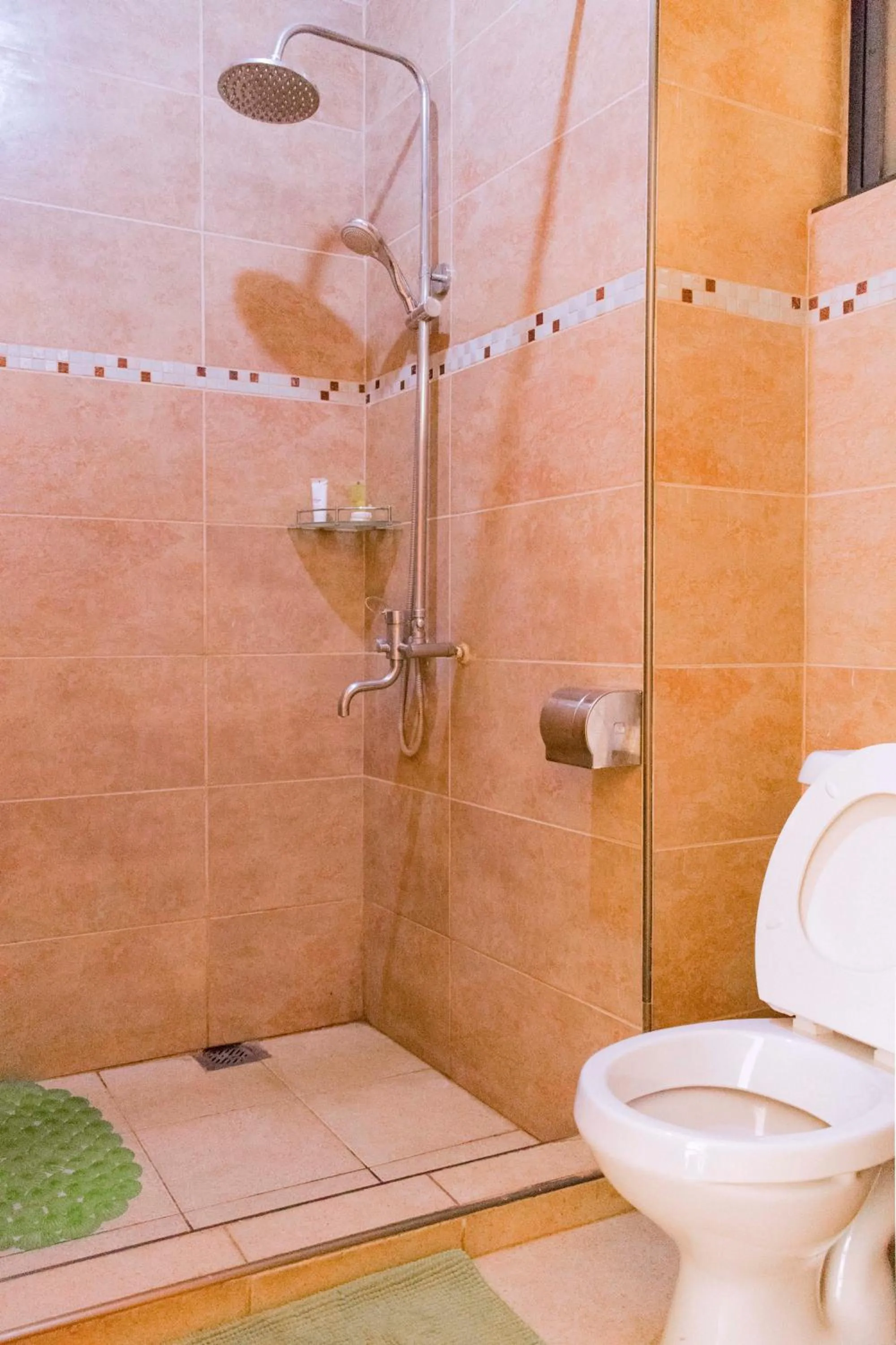 Bathroom in Fort Fun City Hotel Fort Portal