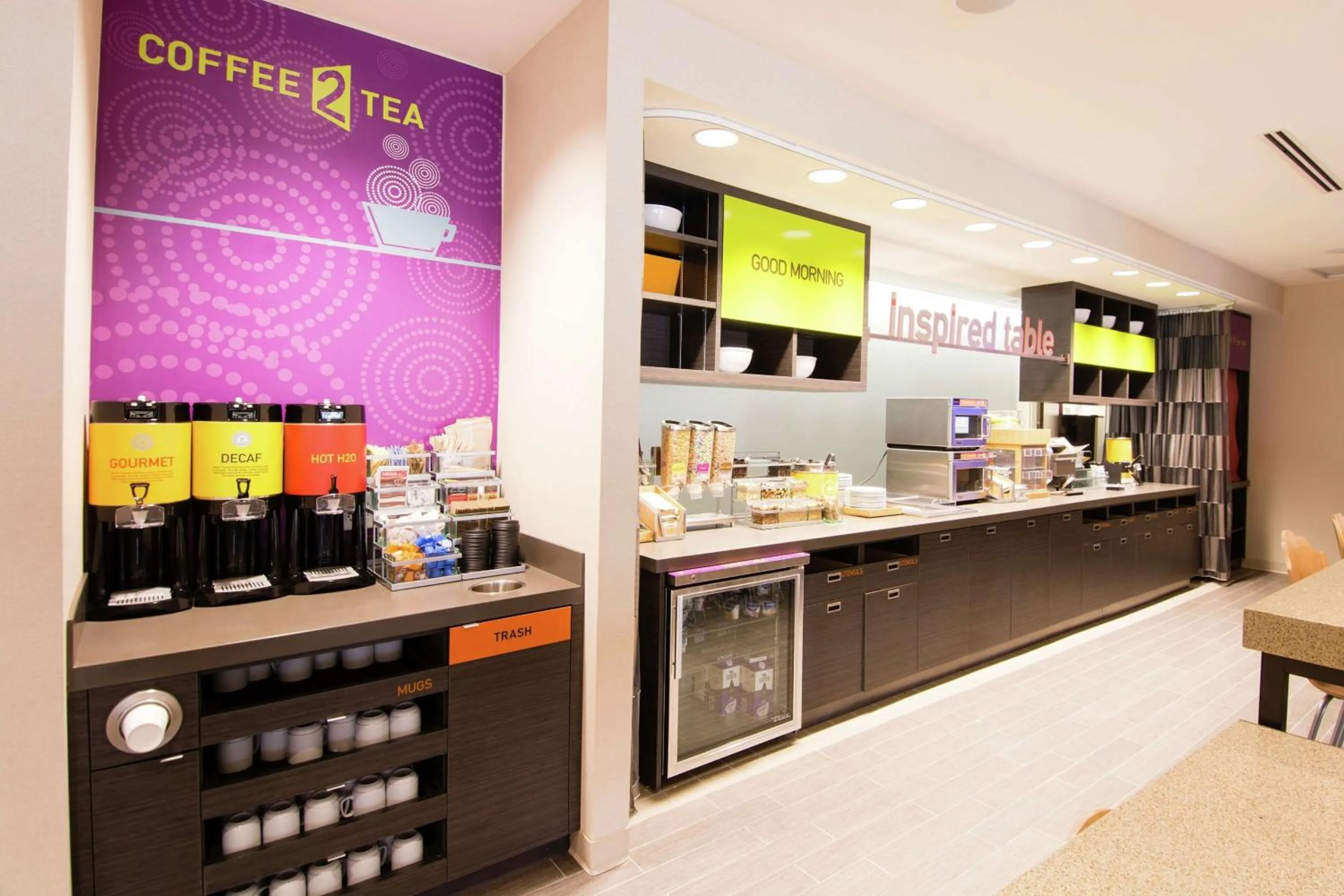 Dining area in Home2 Suites by Hilton Atlanta Newnan