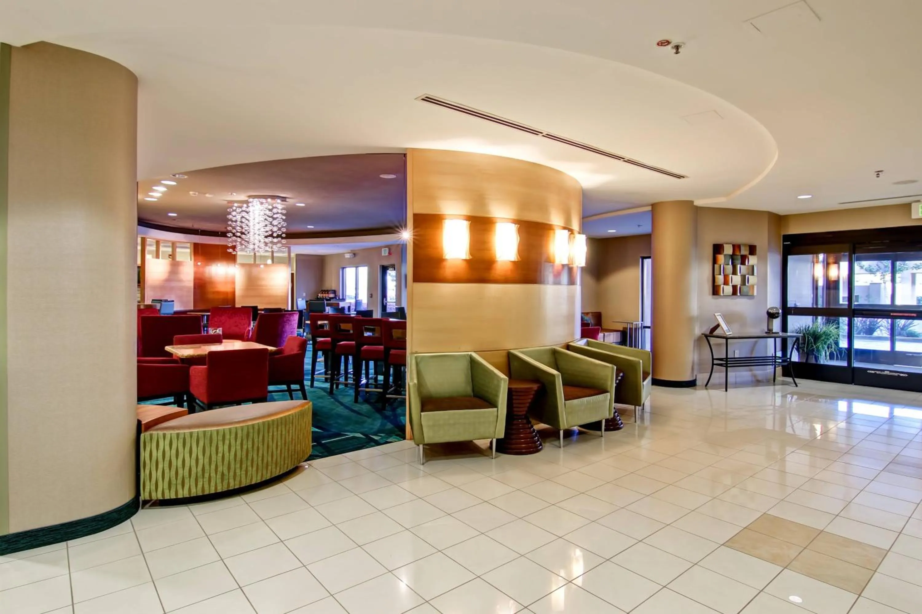 Lobby or reception in SpringHill Suites Fresno