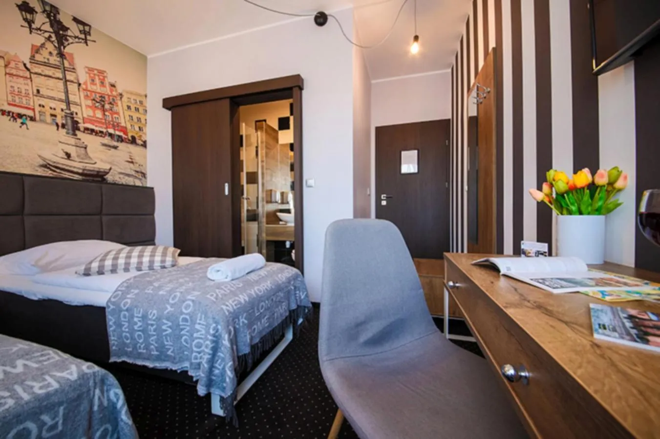 Photo of the whole room, Bed in Boogie ApartHouse Old Town