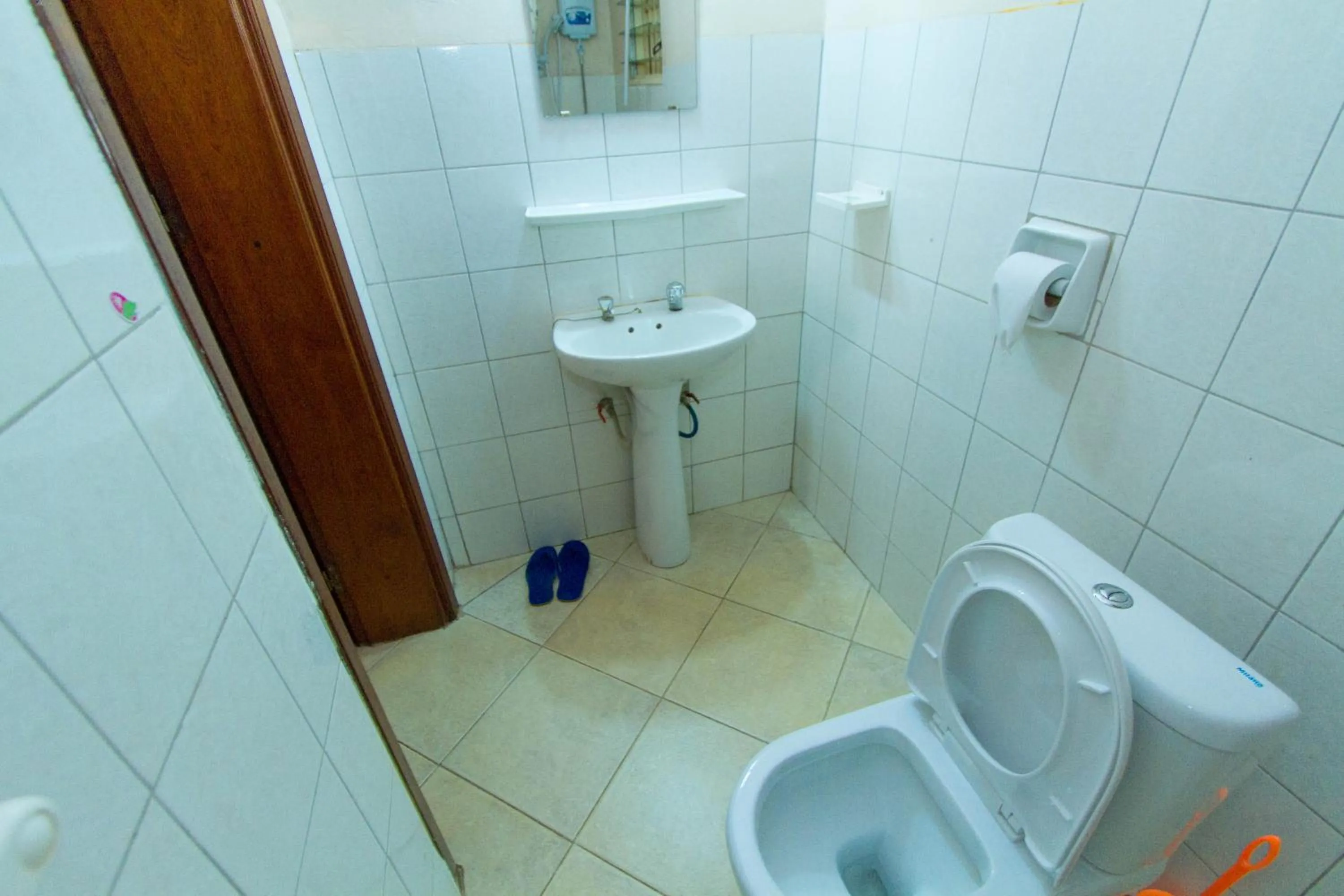 Bathroom in Kings Hospitality Centre