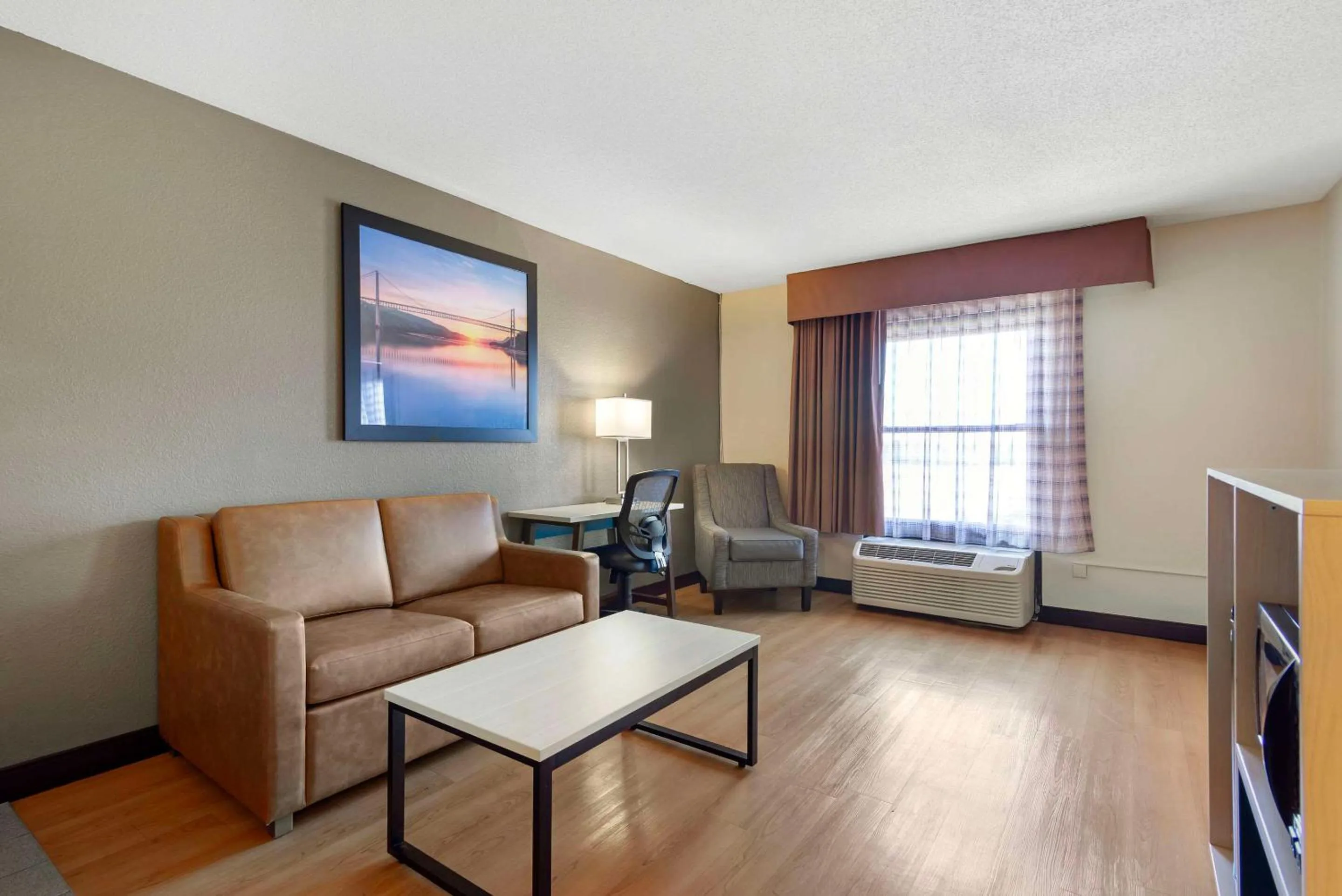 Bedroom in Quality Inn Valley - West Point