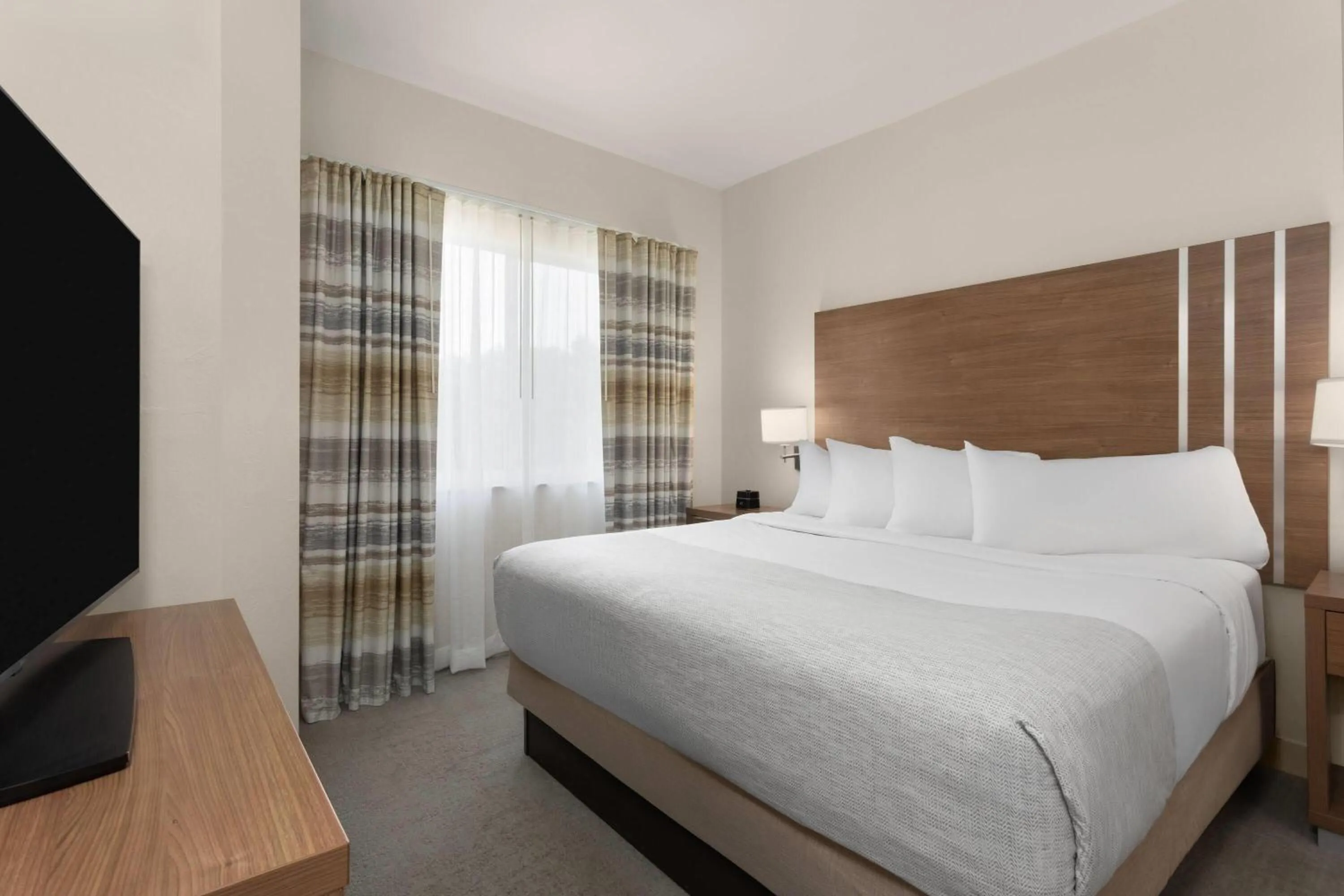 Photo of the whole room, Bed in Hawthorn Extended Stay by Wyndham Naples