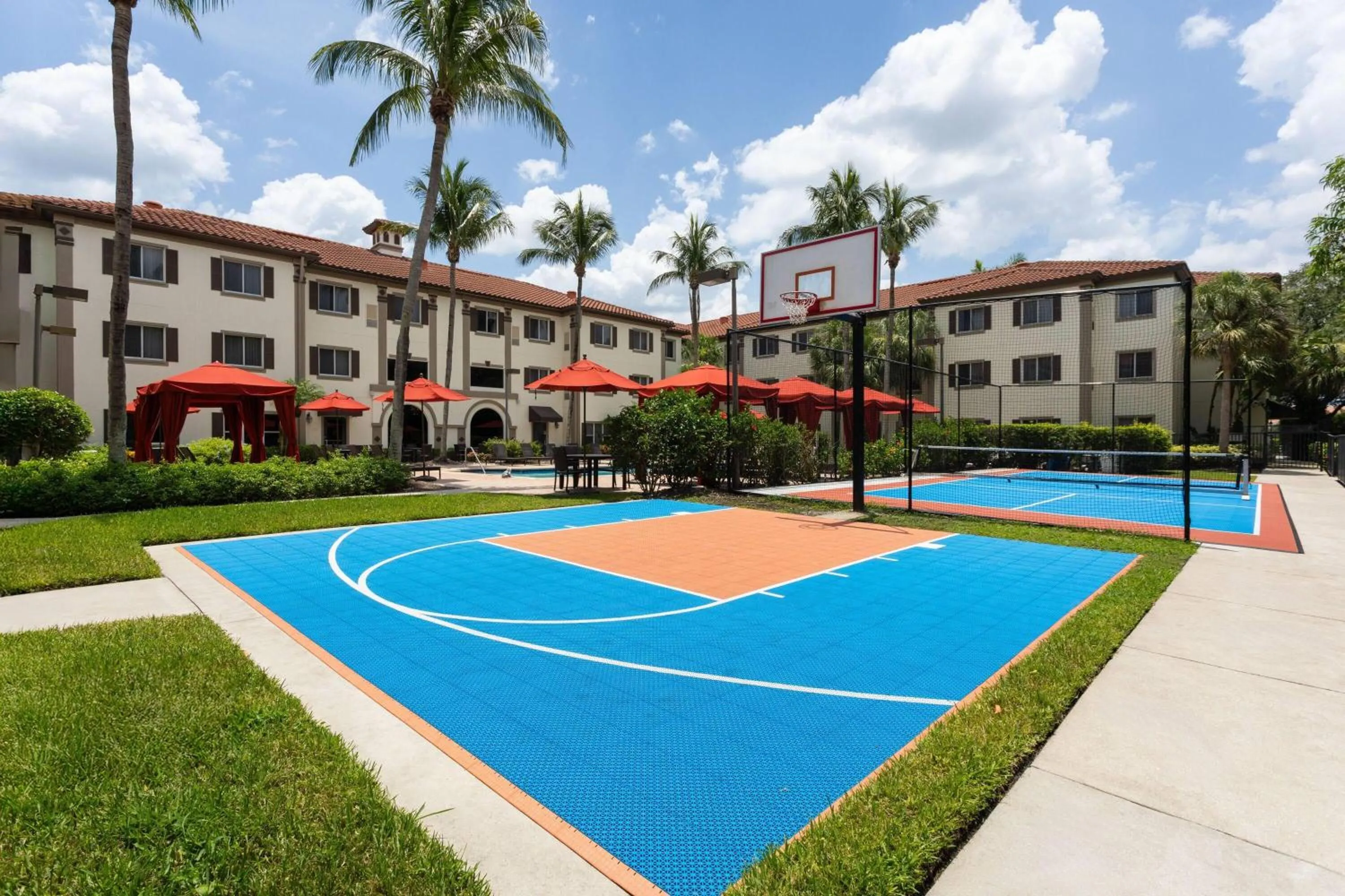 Fitness centre/facilities in Hawthorn Extended Stay by Wyndham Naples