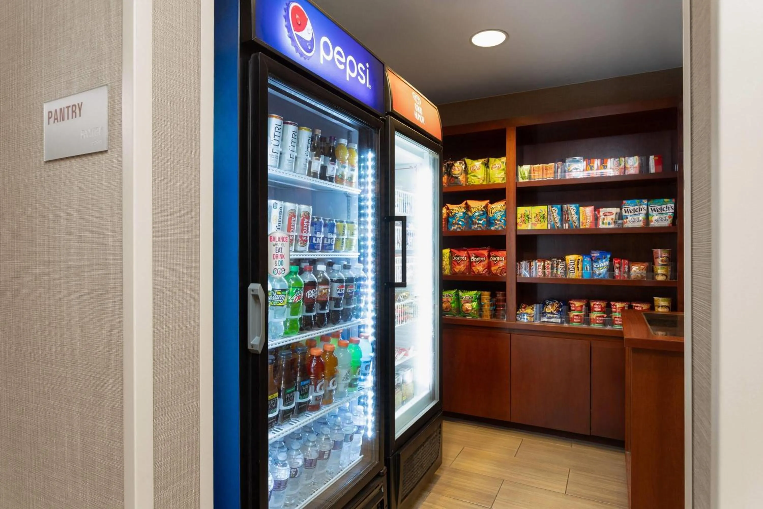 Food and drinks in Hawthorn Extended Stay by Wyndham Naples