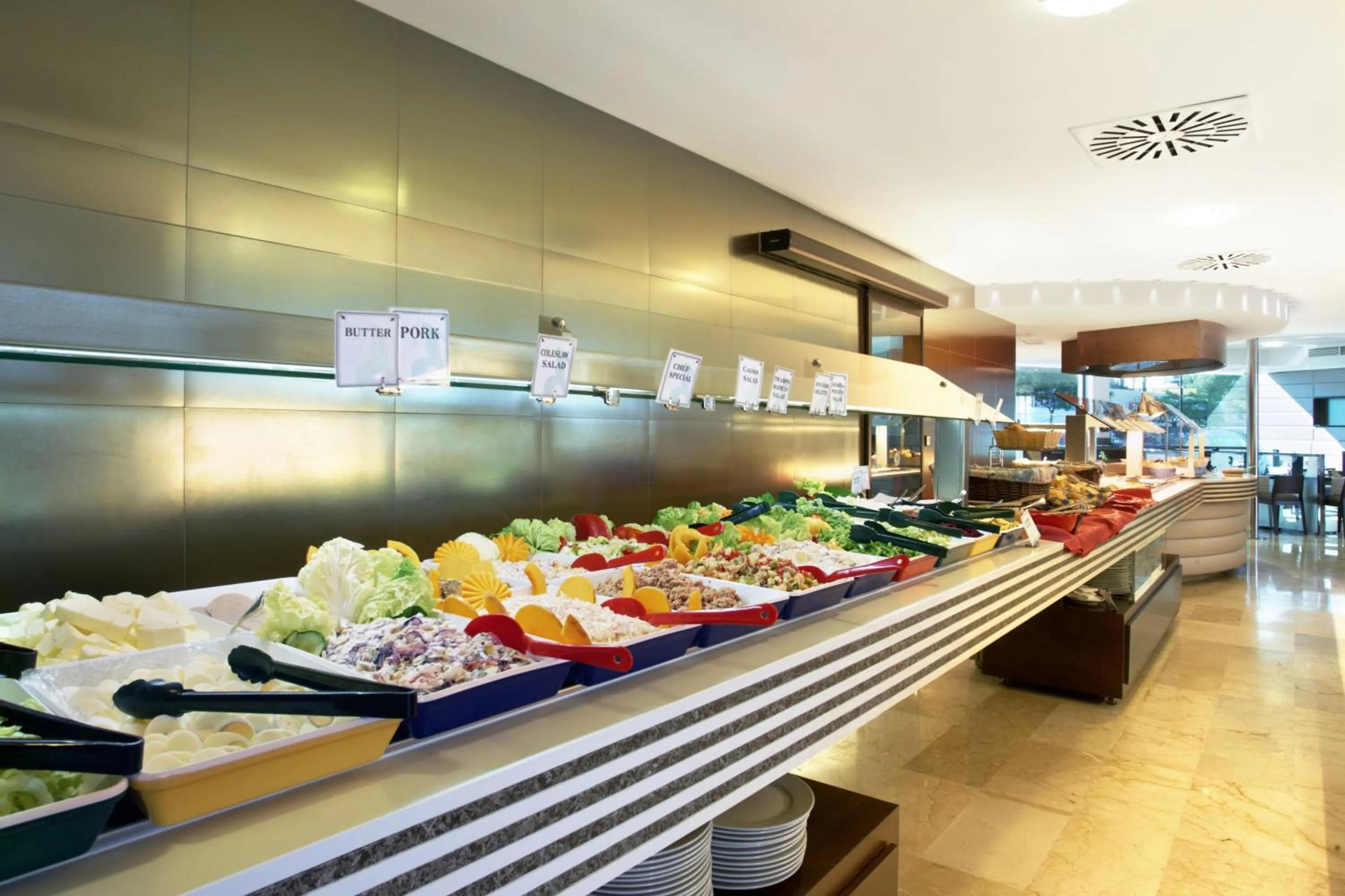 Restaurant/places to eat in Son Matias Beach - Adults Only