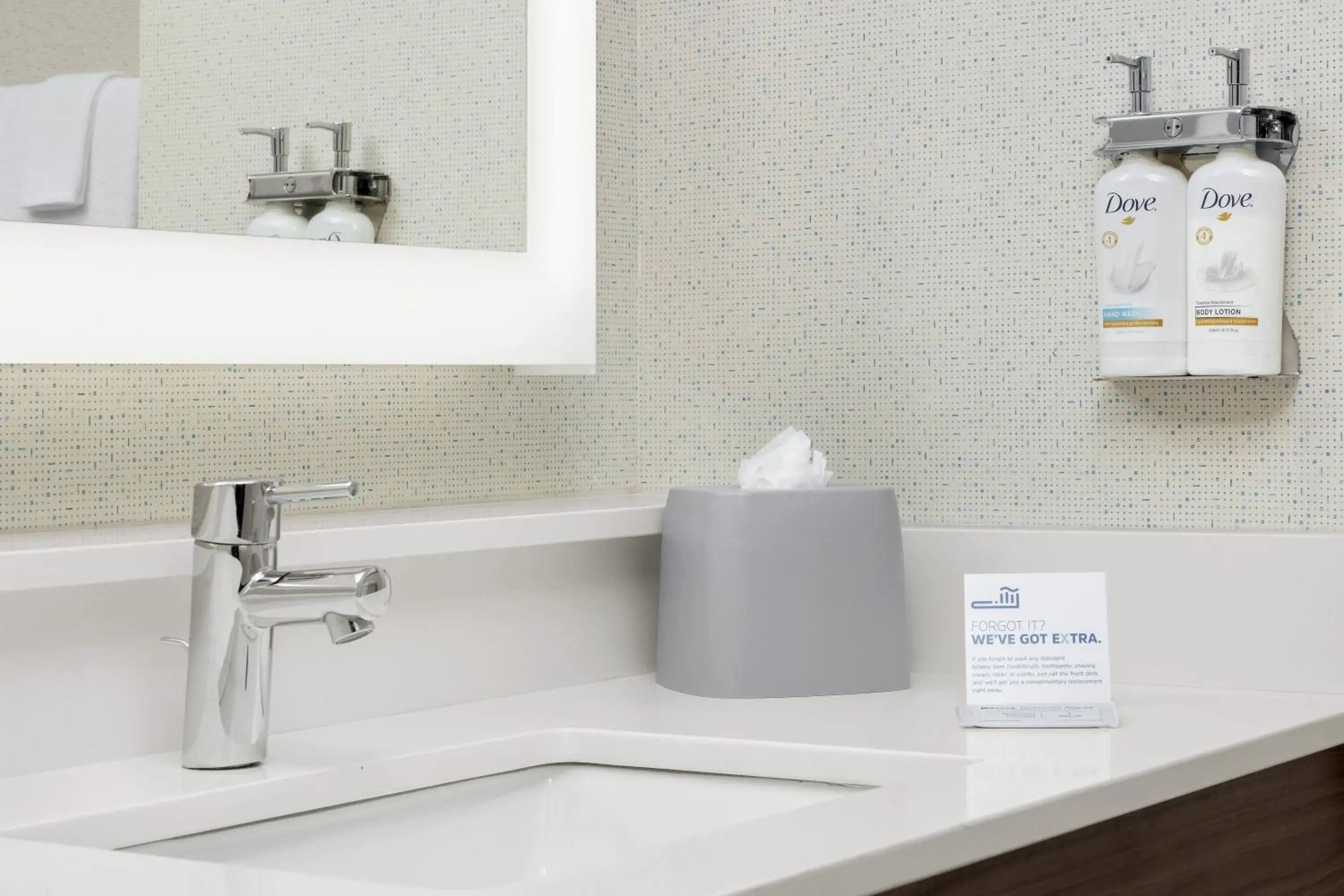 Standard Room with Two Queen Beds in Holiday Inn Express Knoxville-Strawberry Plains by IHG Standard Room with Two Queen Beds in Holiday Inn Express Knoxville-Strawberry Plains by IHG