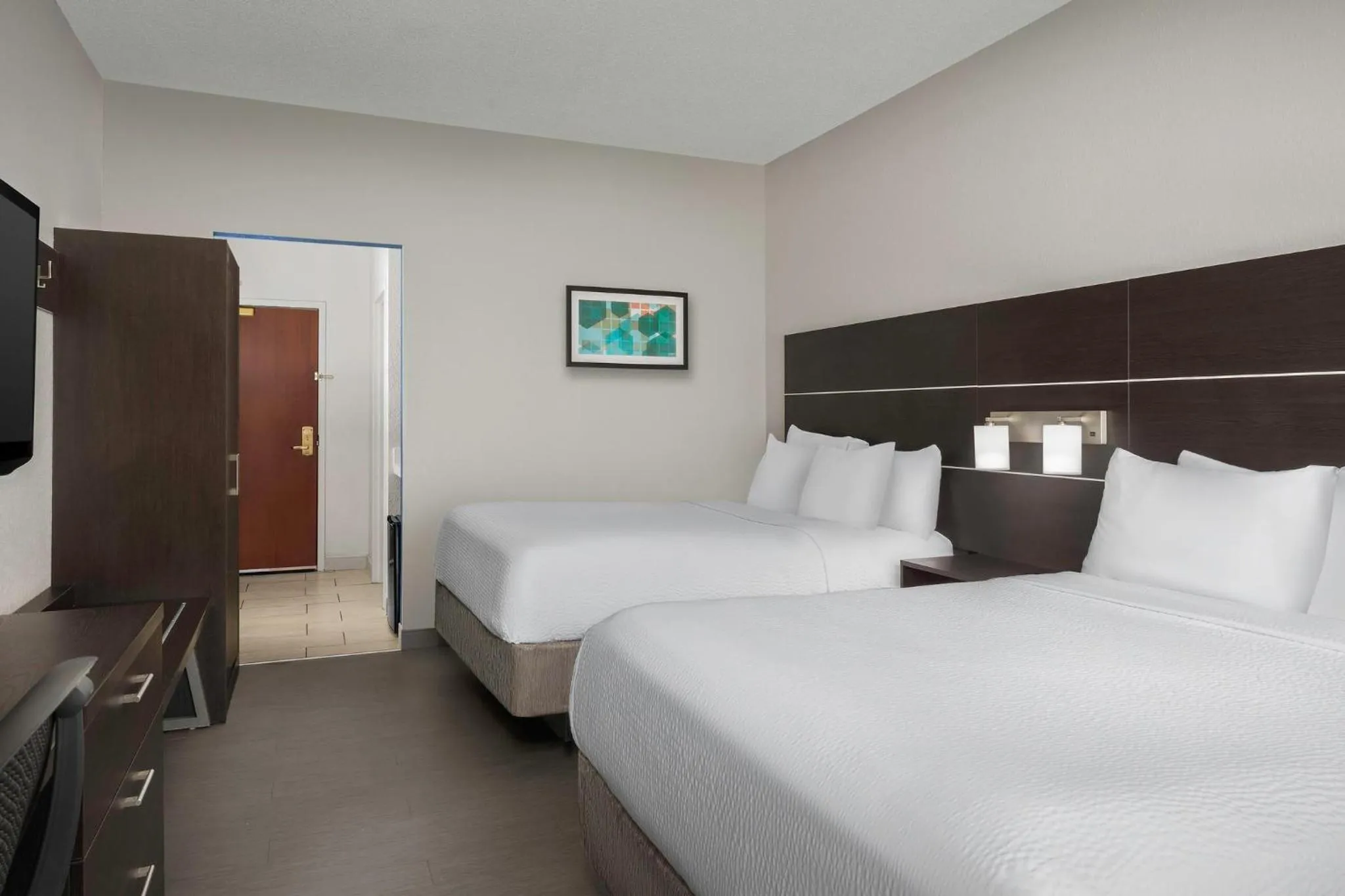 Photo of the whole room, Bed in Holiday Inn Express Knoxville-Strawberry Plains by IHG