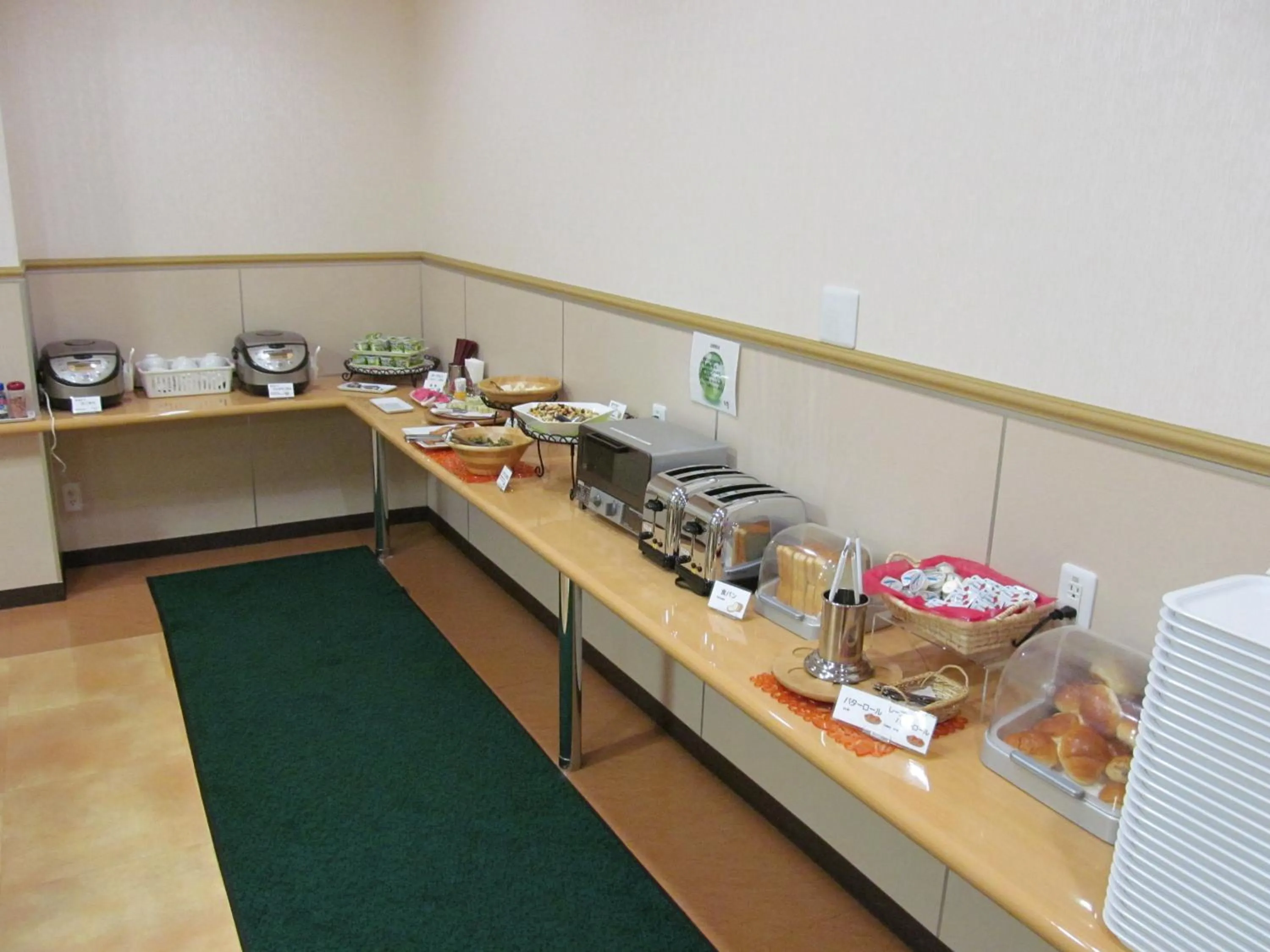 Breakfast in Life Inn Katsuta Station West