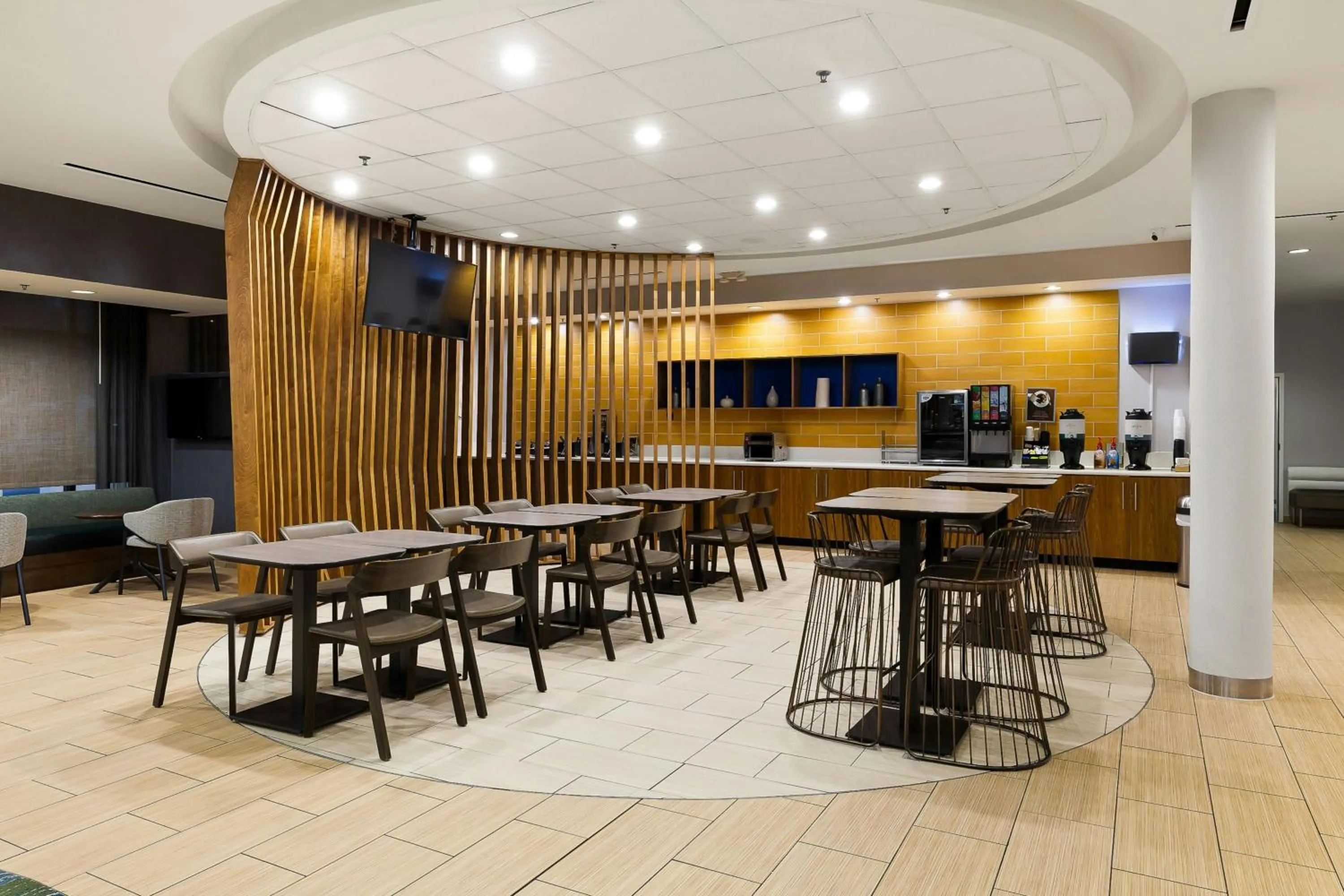 Breakfast in SpringHill Suites by Marriott McAllen Convention Center