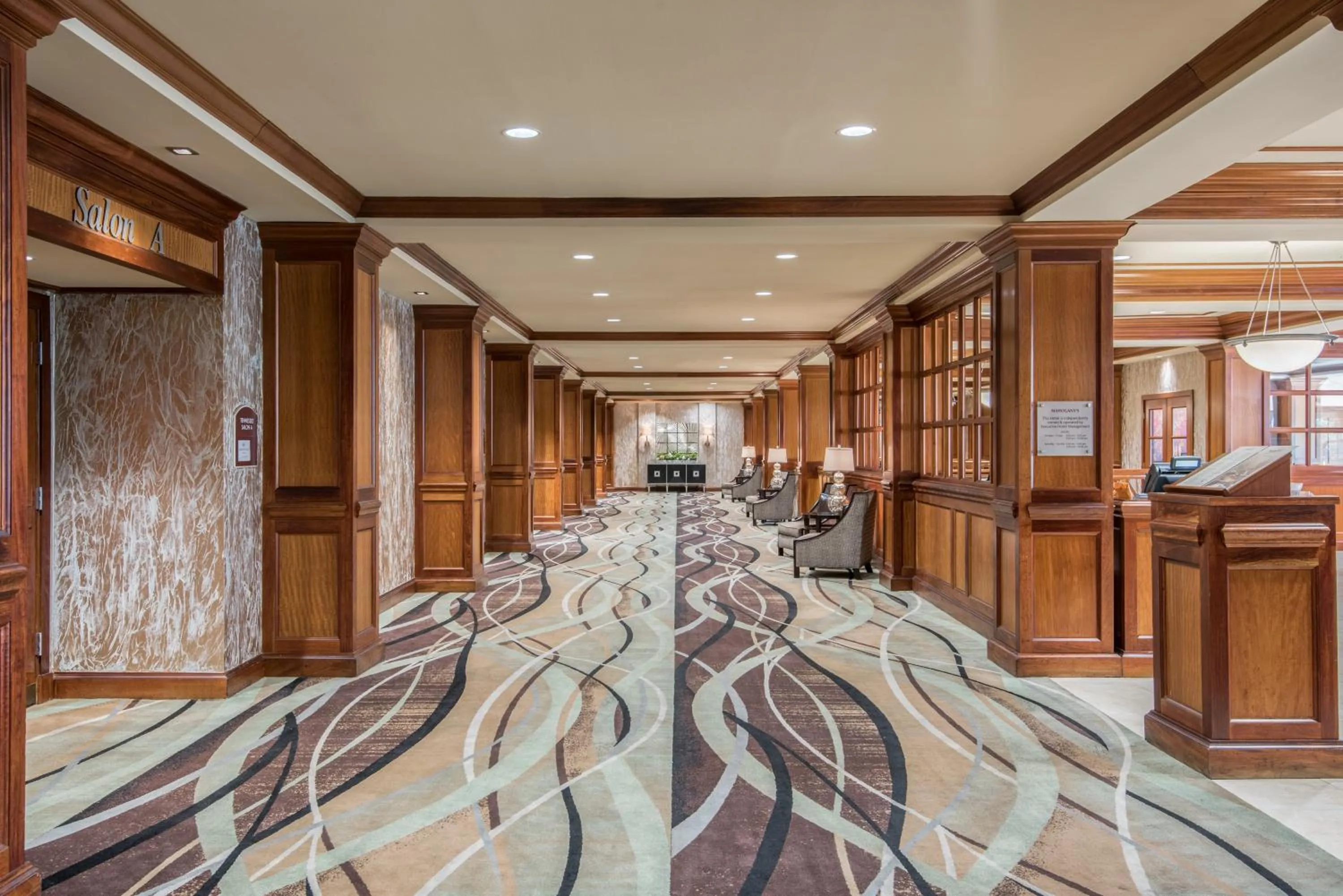 Meeting/conference room in Crowne Plaza Knoxville Downtown University by IHG