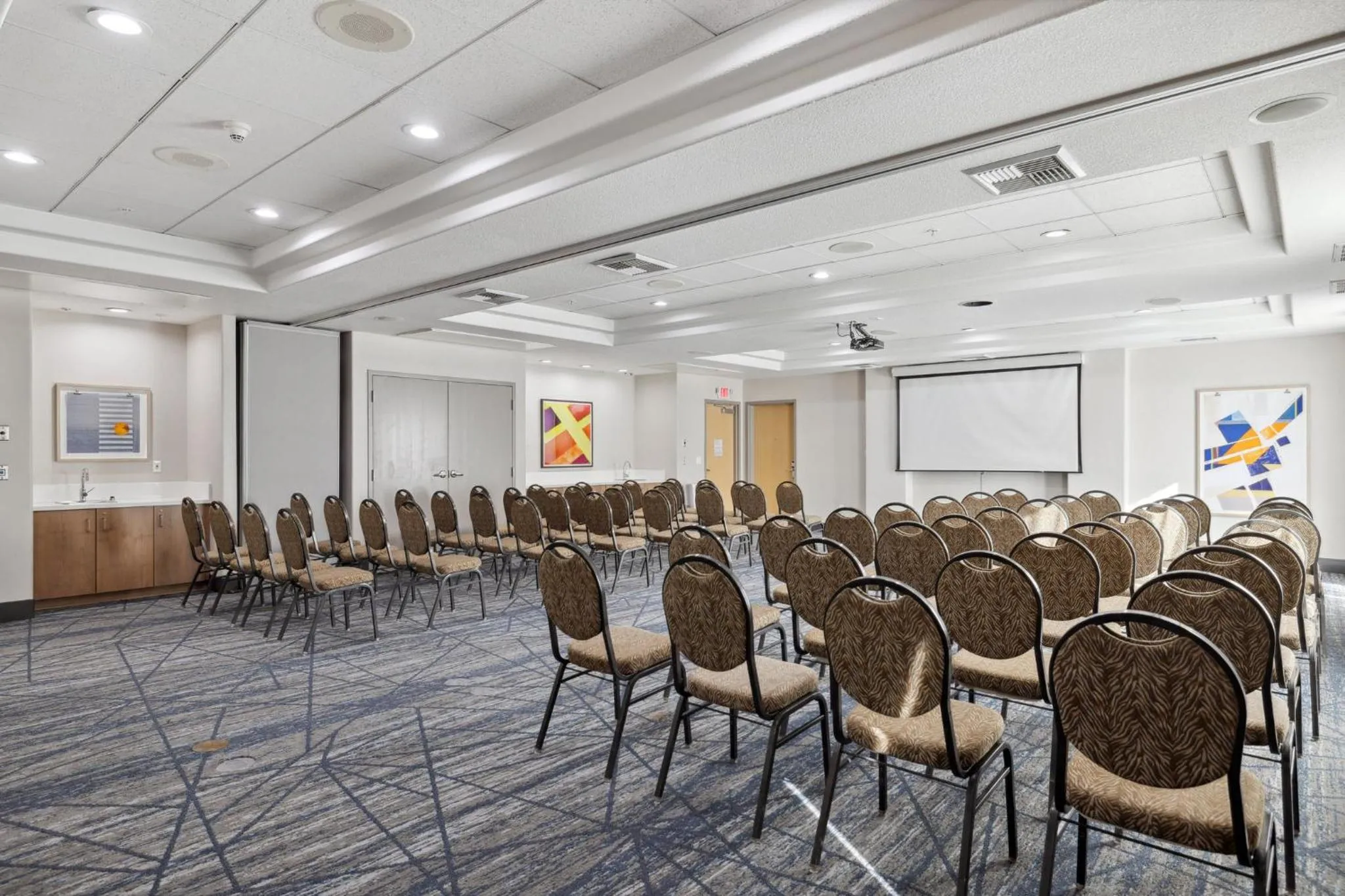Meeting/conference room in Holiday Inn Express Hotel & Suites Vacaville by IHG
