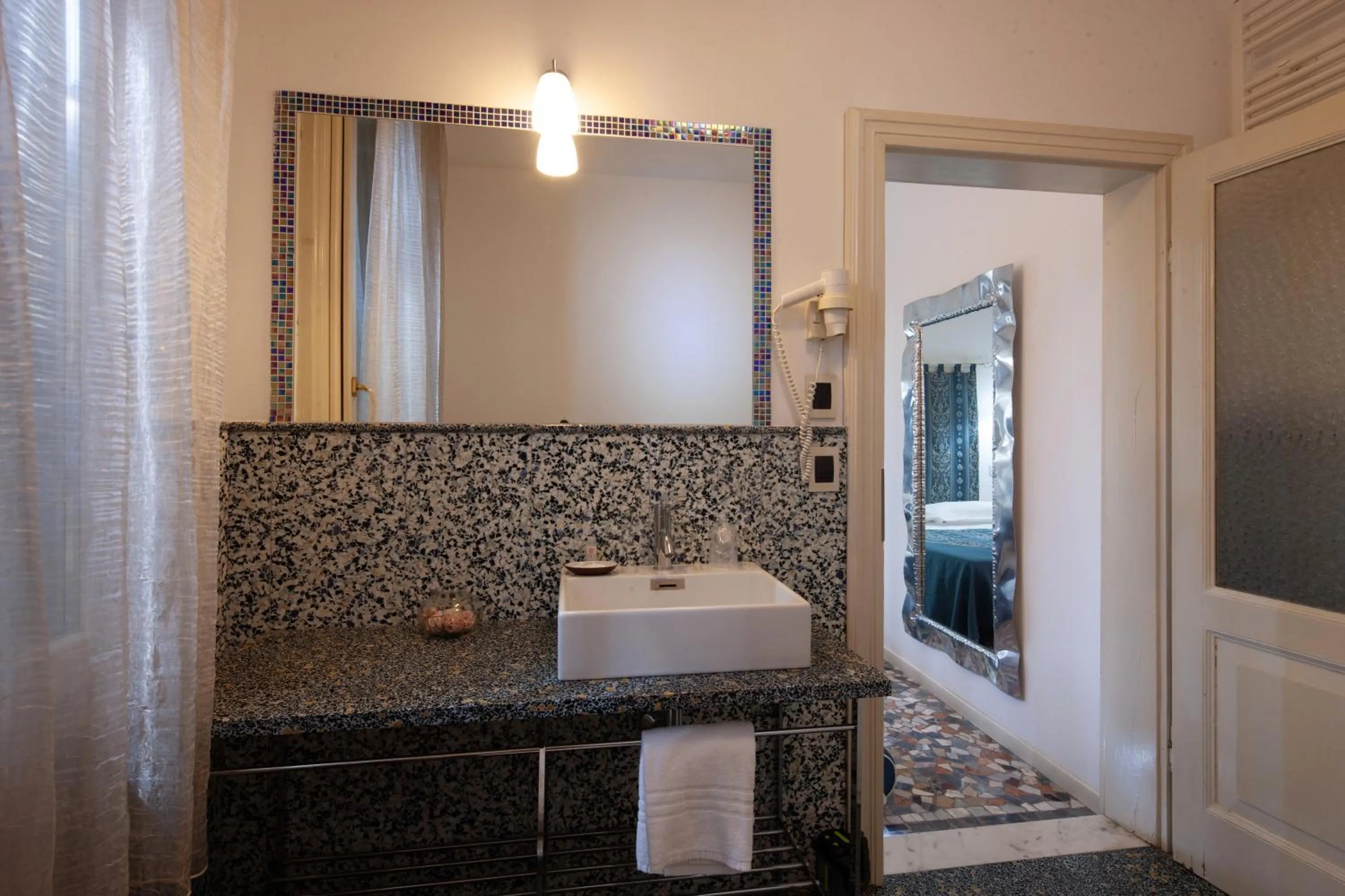 Bathroom in CityHotel Cristina Vicenza